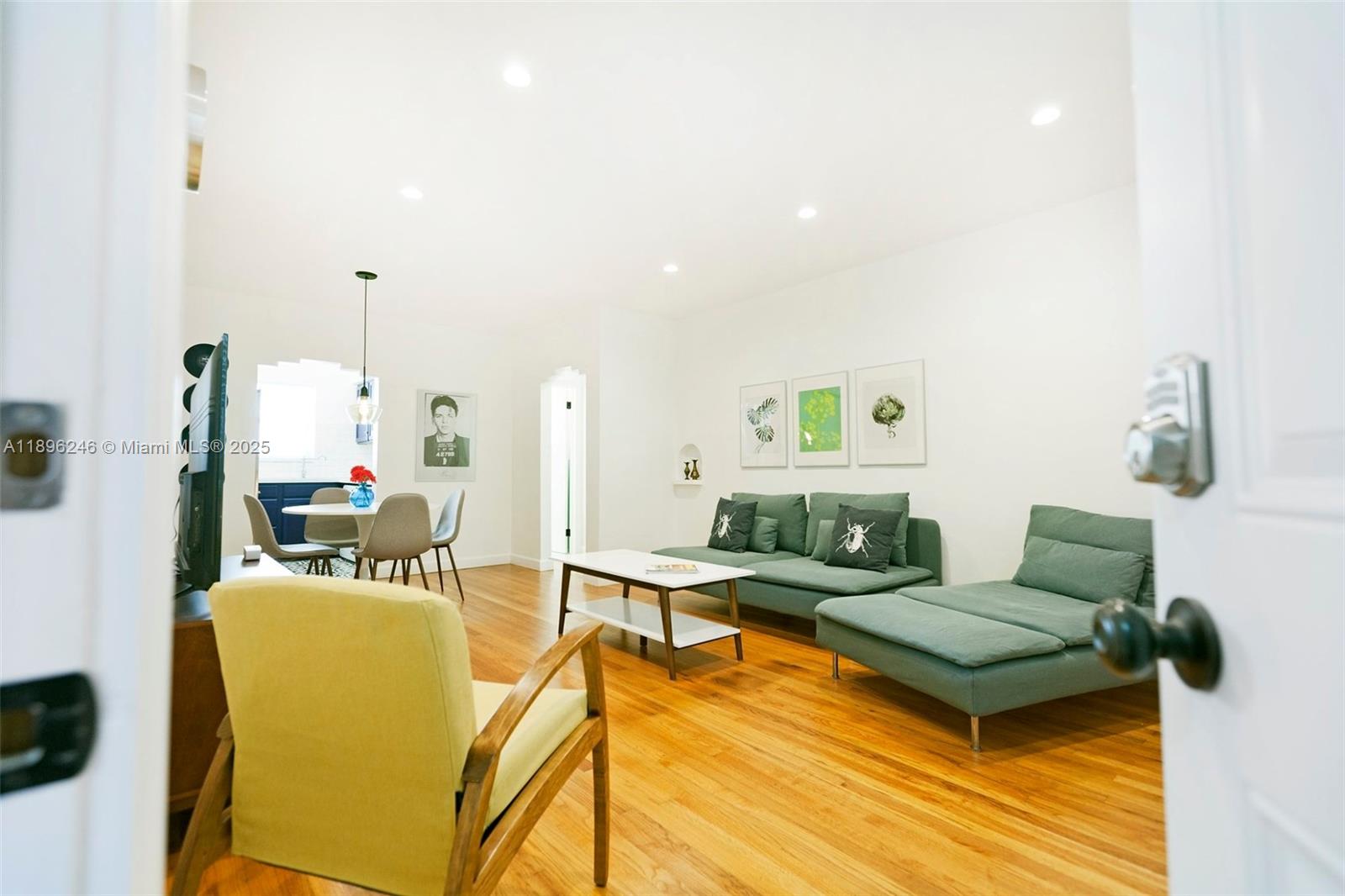 Property photo # 4