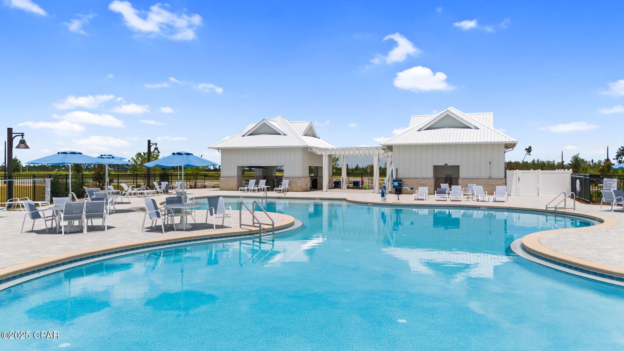 Fekbfpers Qzvcg1umebc2yxcp1 8uv Llwpdypscqi