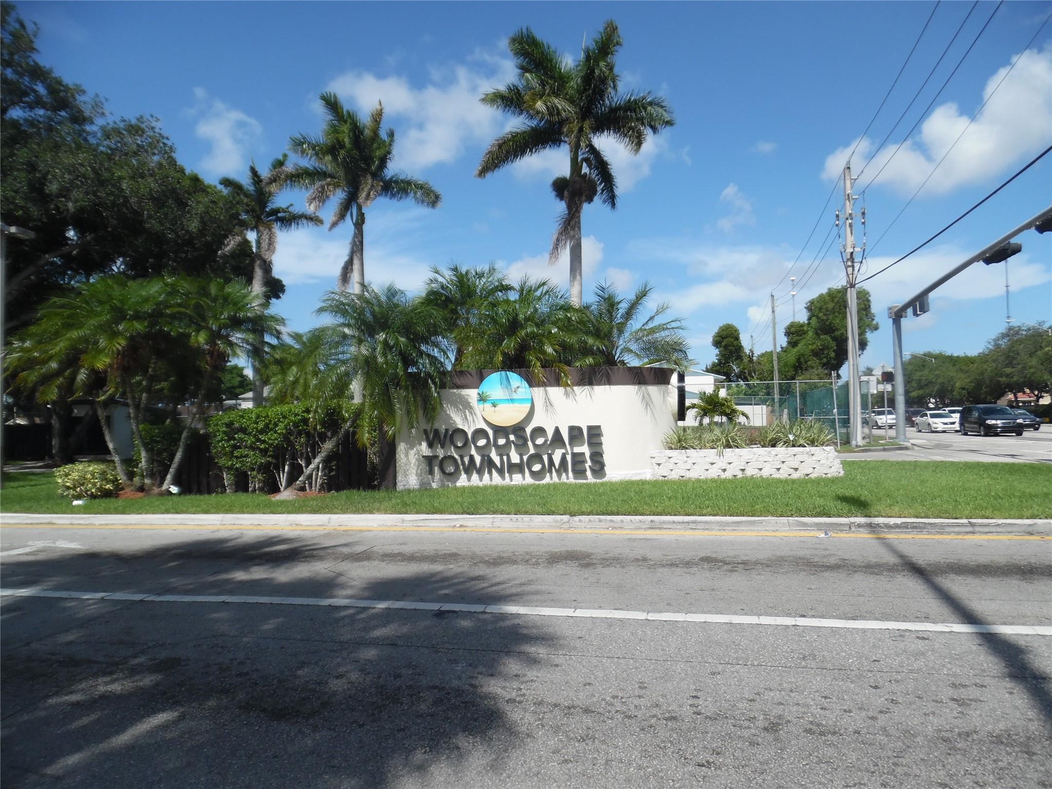 Woodscape Townhomes Condo