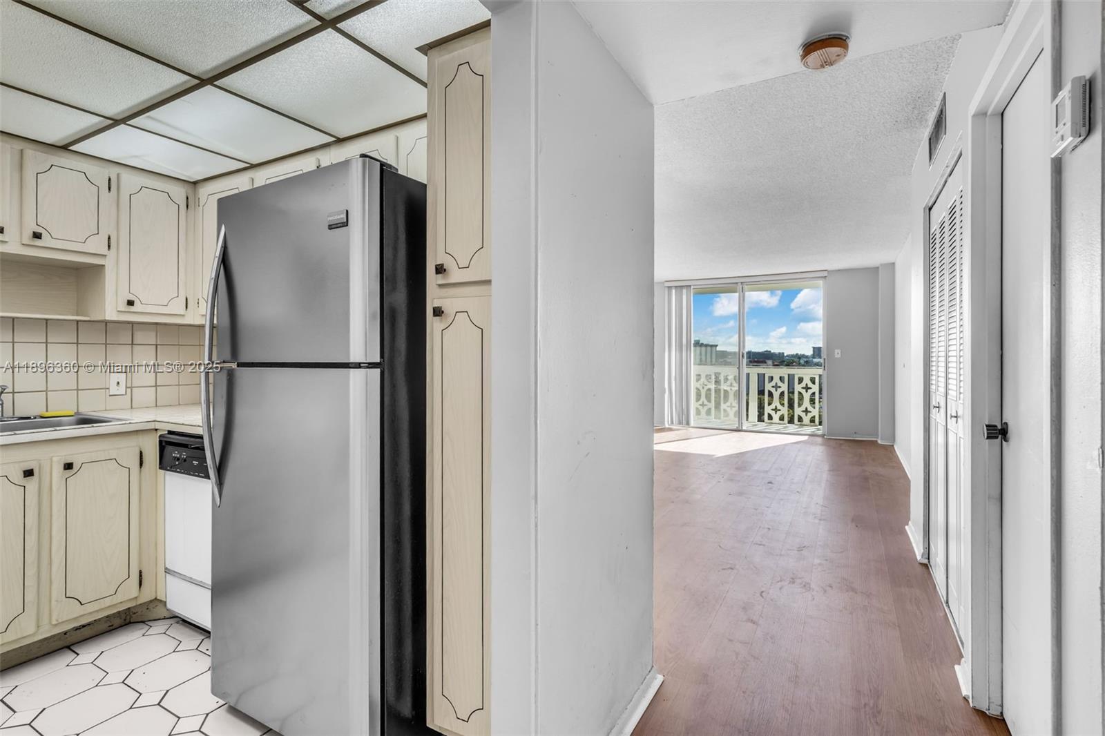Property photo # 4