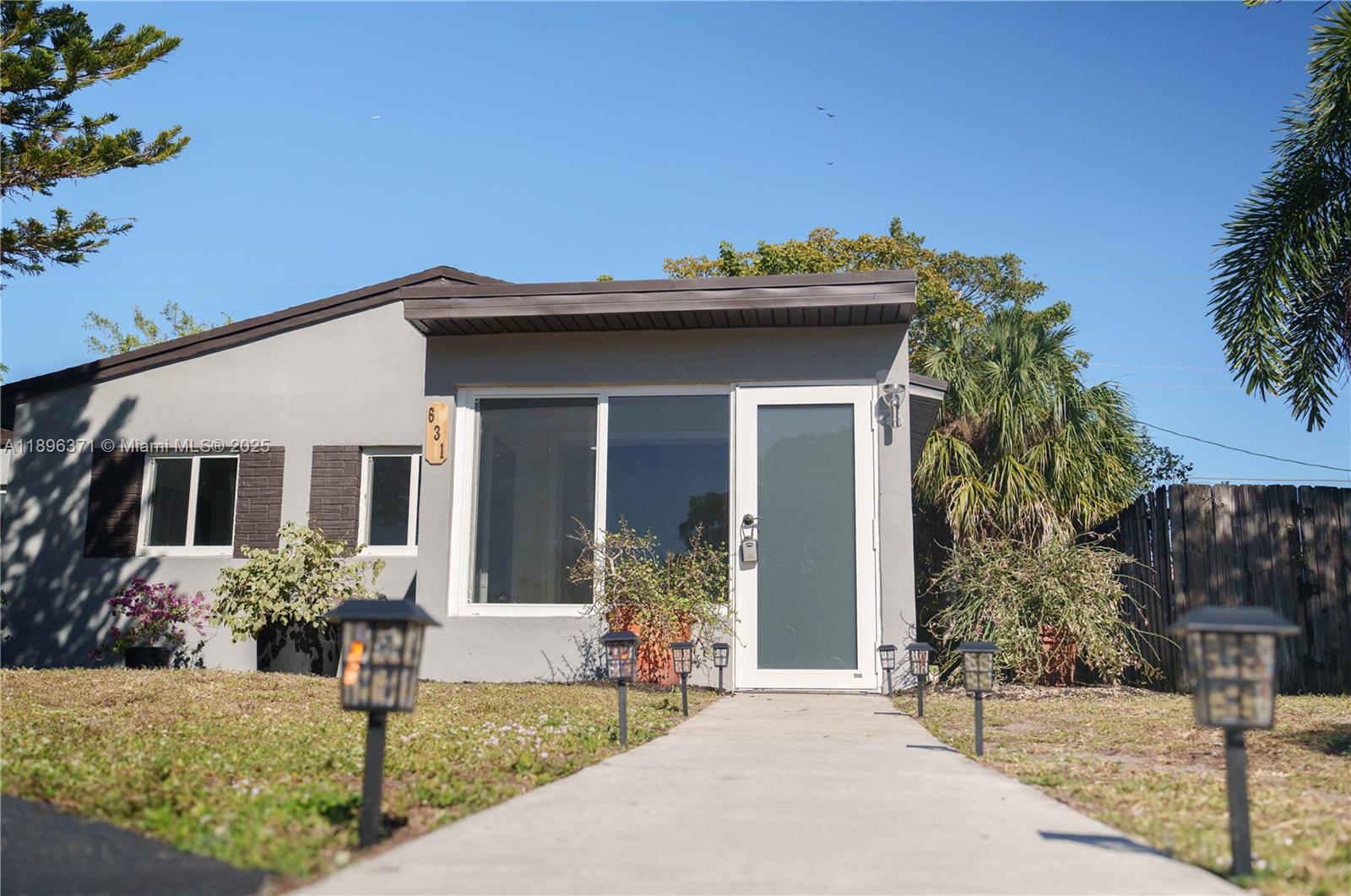 631 57th St, Oakland Park, Florida 33334