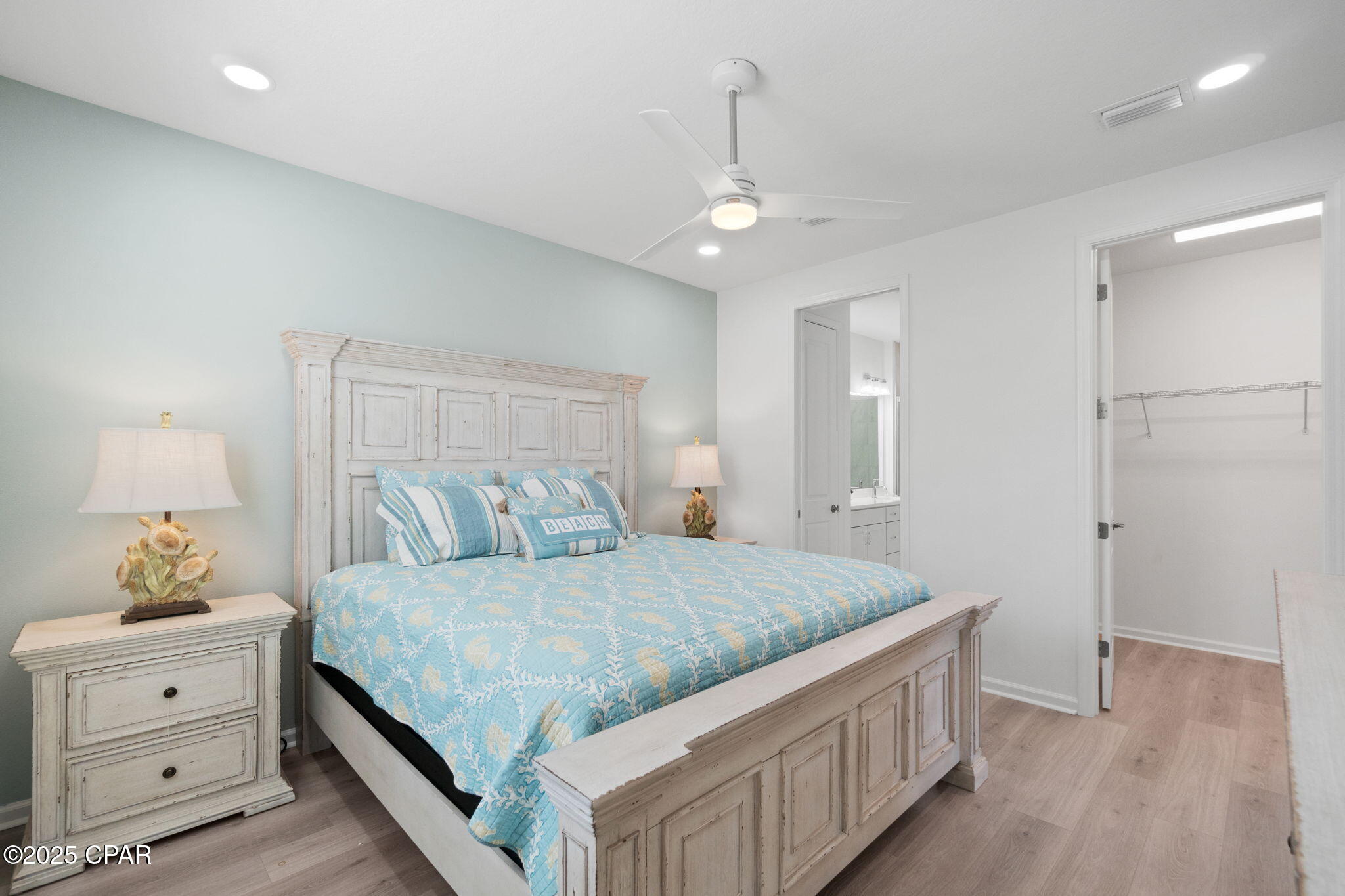 Image 16 For 8847 Macadamia Lane