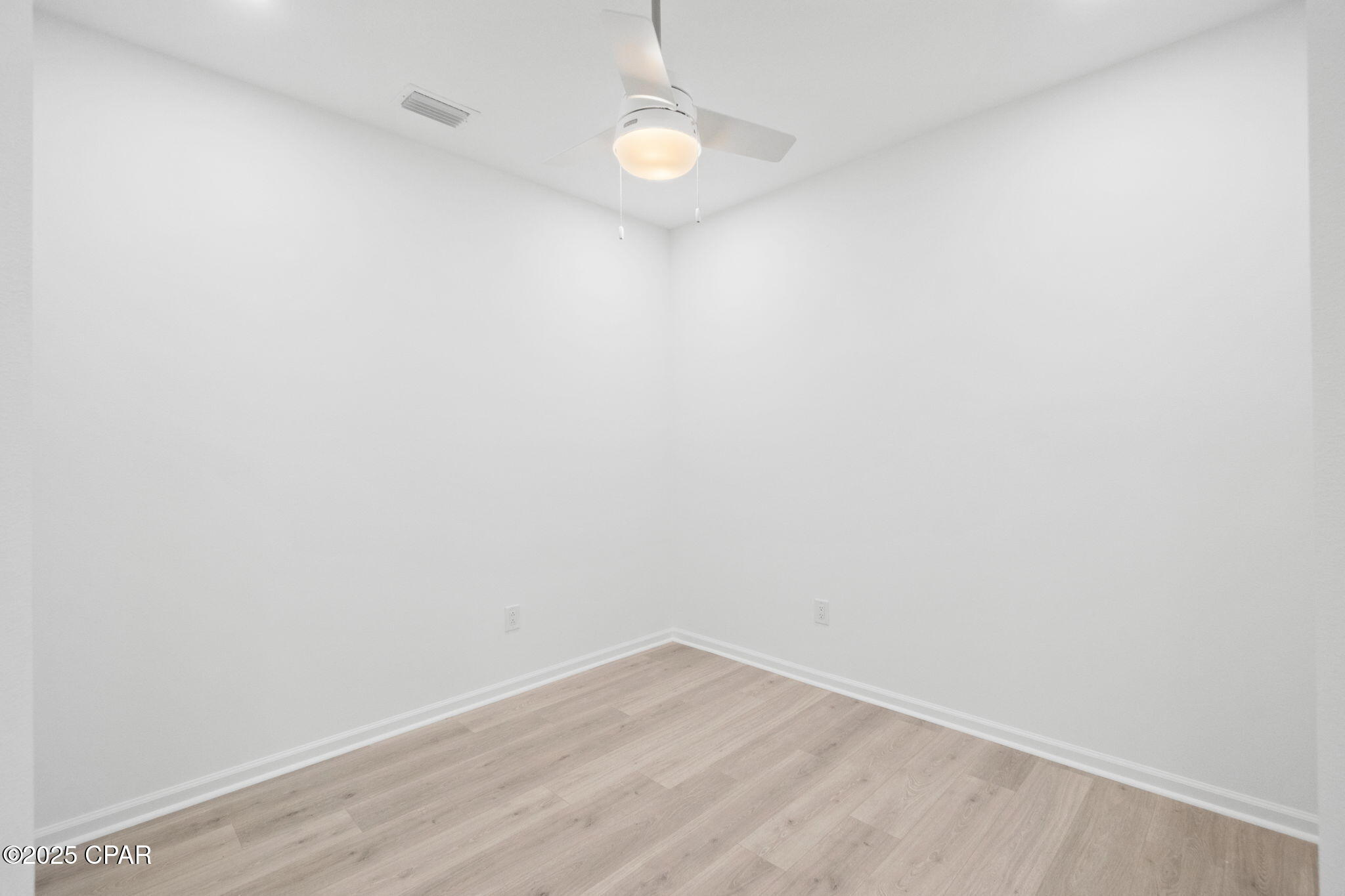 Image 27 For 8847 Macadamia Lane