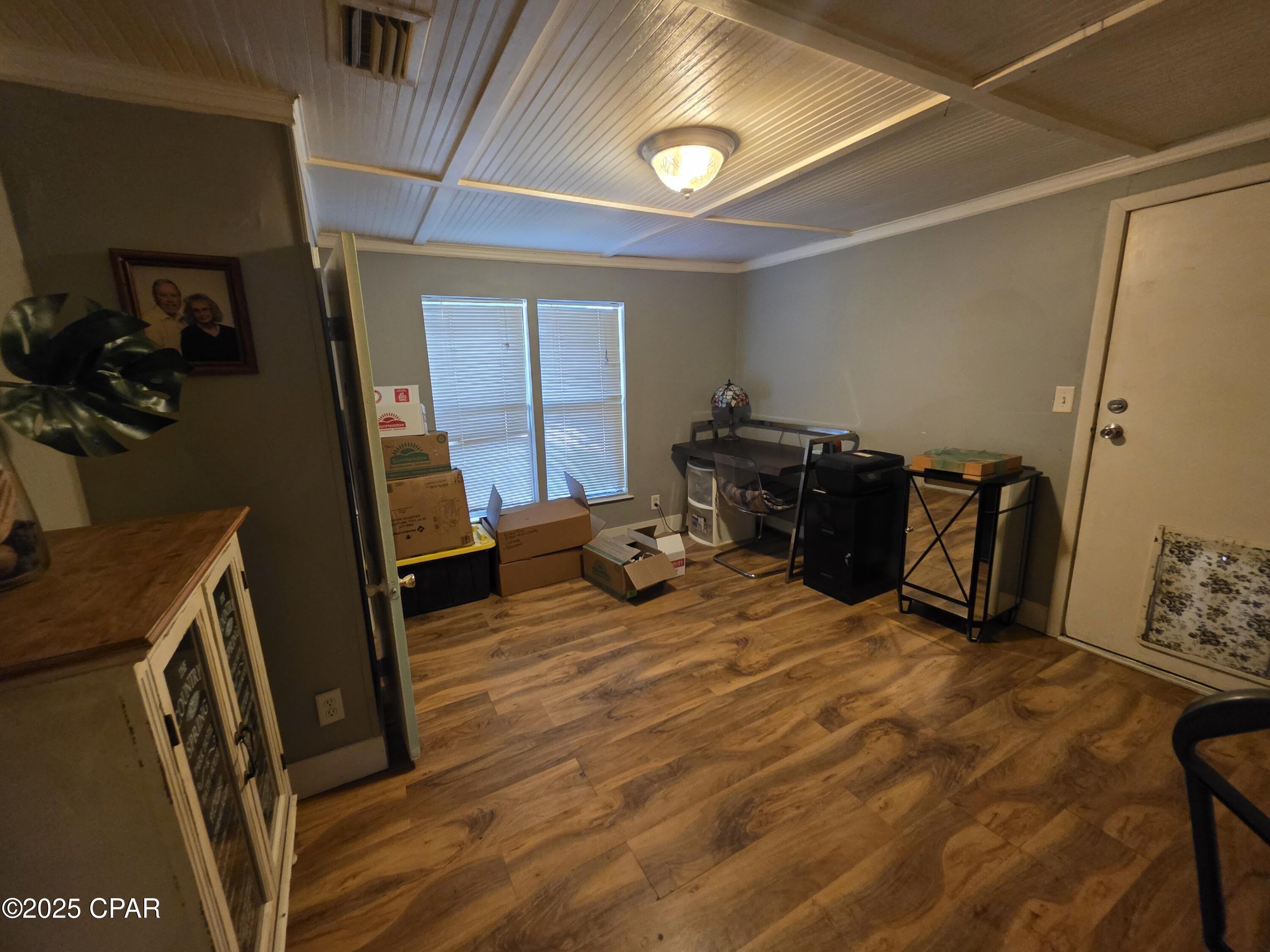 9jw9x7pirib3otcyxibi_cde9_aewzxwnd0zqmxnhww