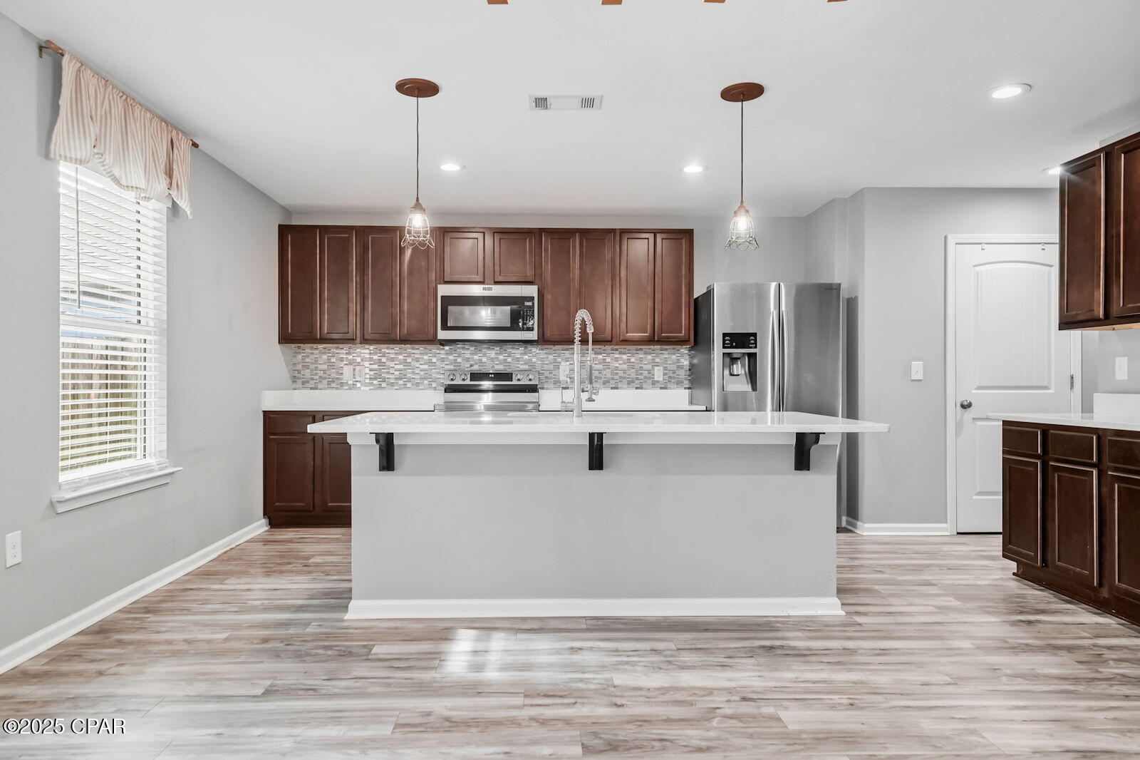 Uj Uvwssz3hukmujzadapwade8pcc1 B4d7fko9wddc