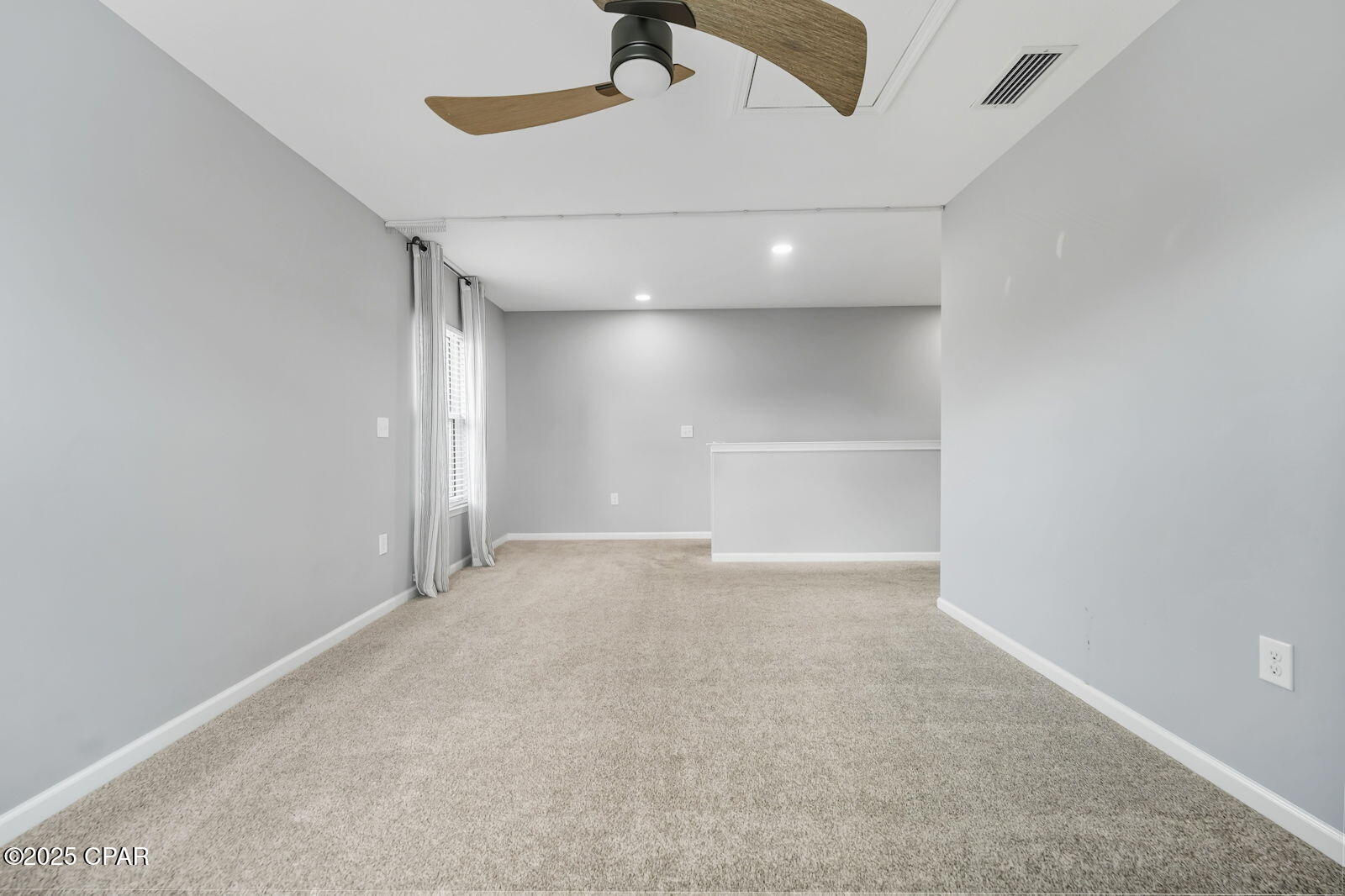 Ajejdxcbfocv4hu4xchuhlp7k8q4z6s4riuauzedlmm