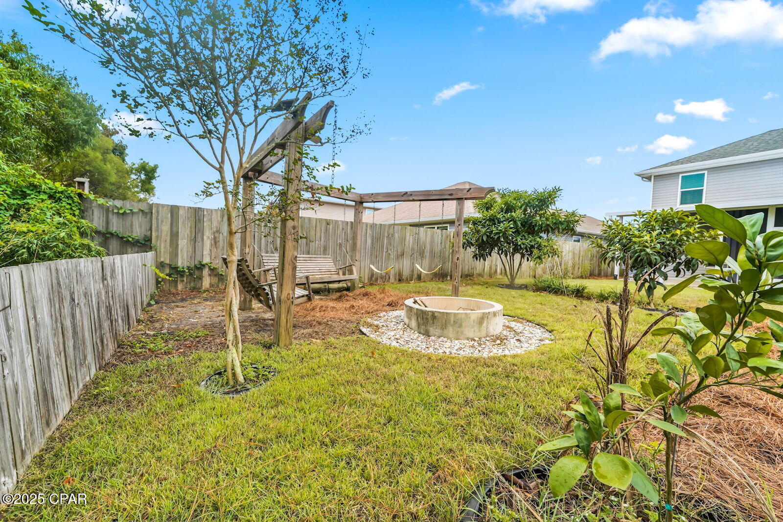 Irwegvtkc9qq5nb5xonvmzjnxqqn W_pytujvc72ch8