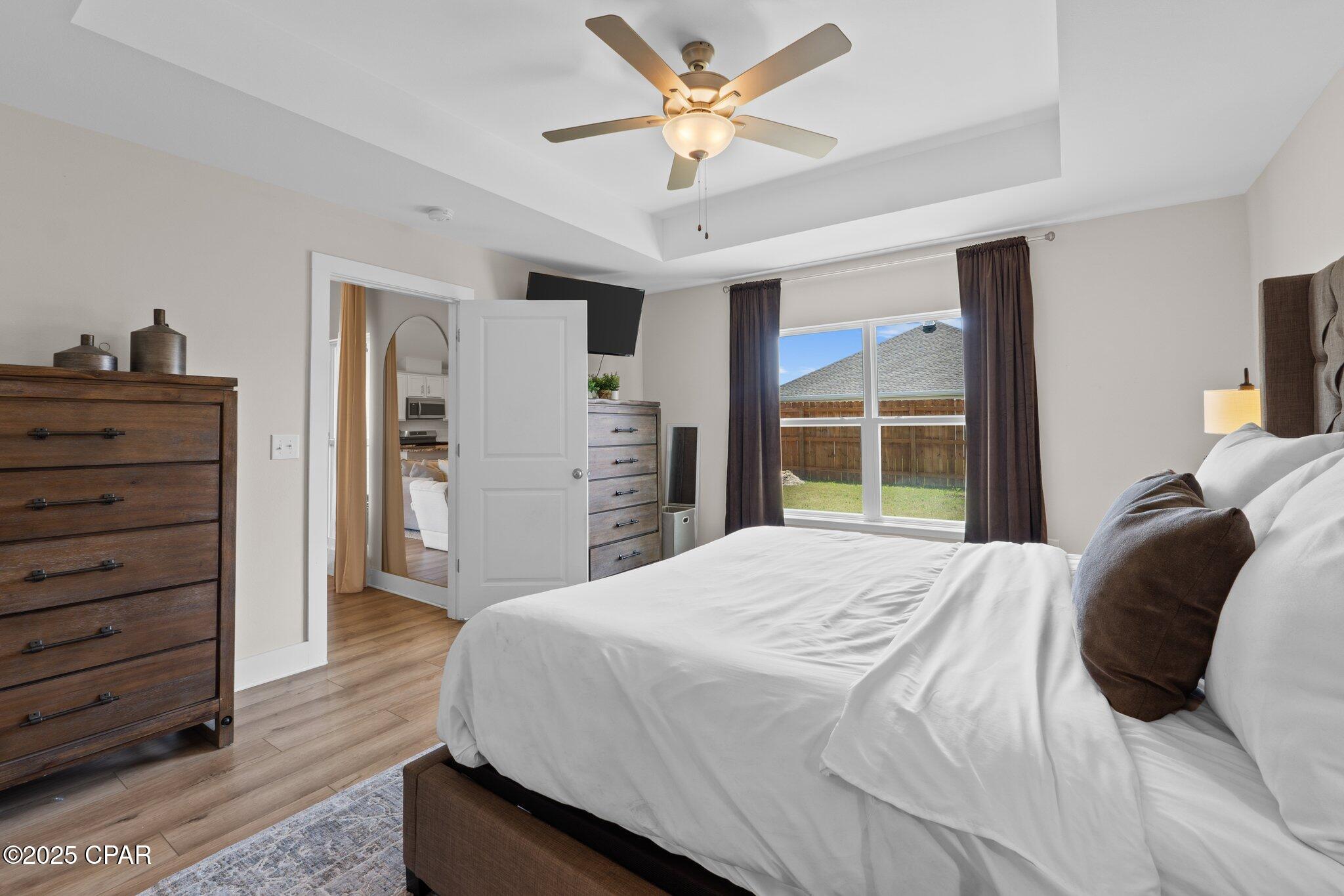 4hi9pnpveb9cnirjrj1e0 7qbv0rob_ynnbulv09o00