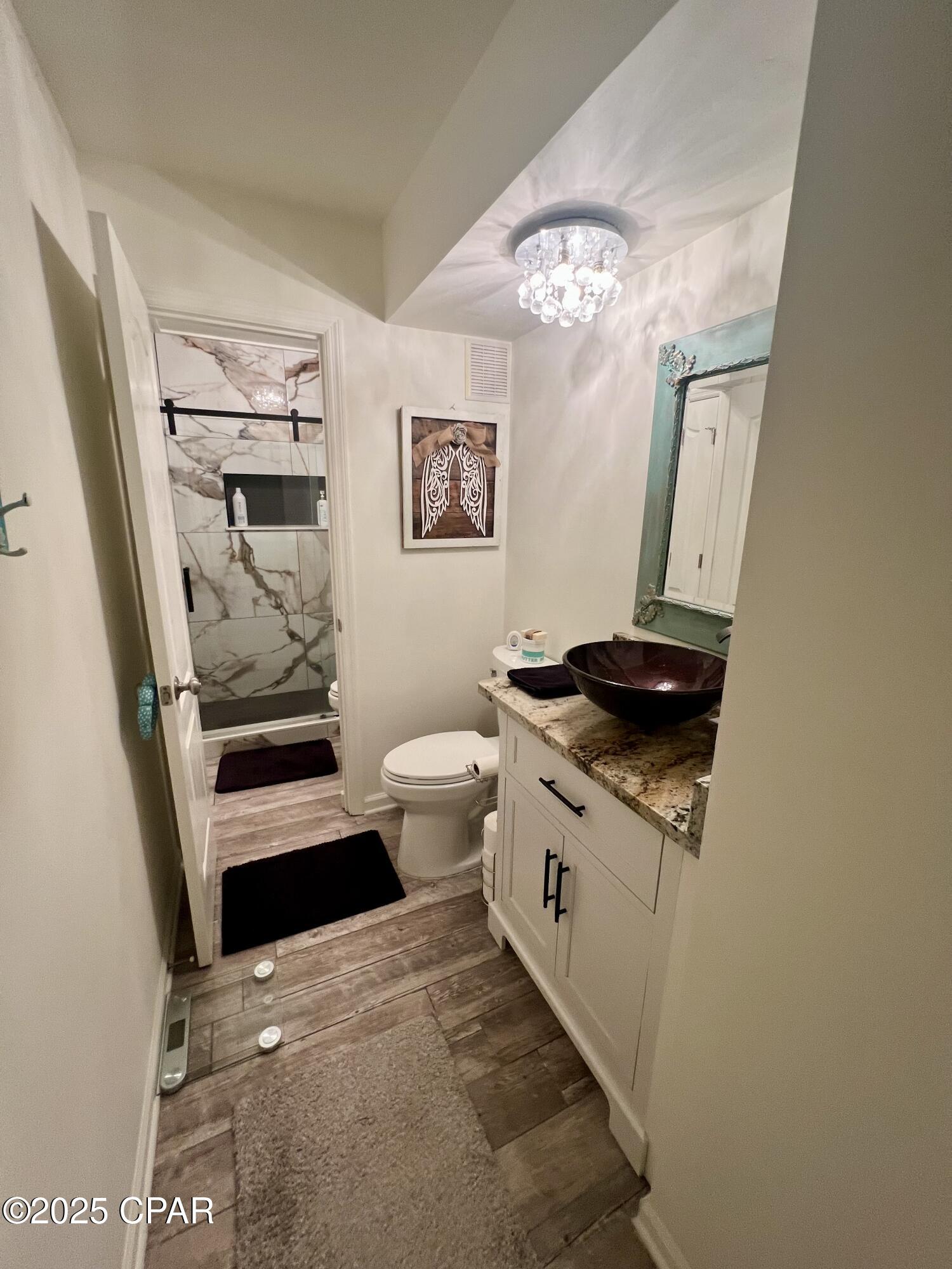 A9zywxq8mmzz2jxwarxrx7b_yv64bhkvczhjduf70fq