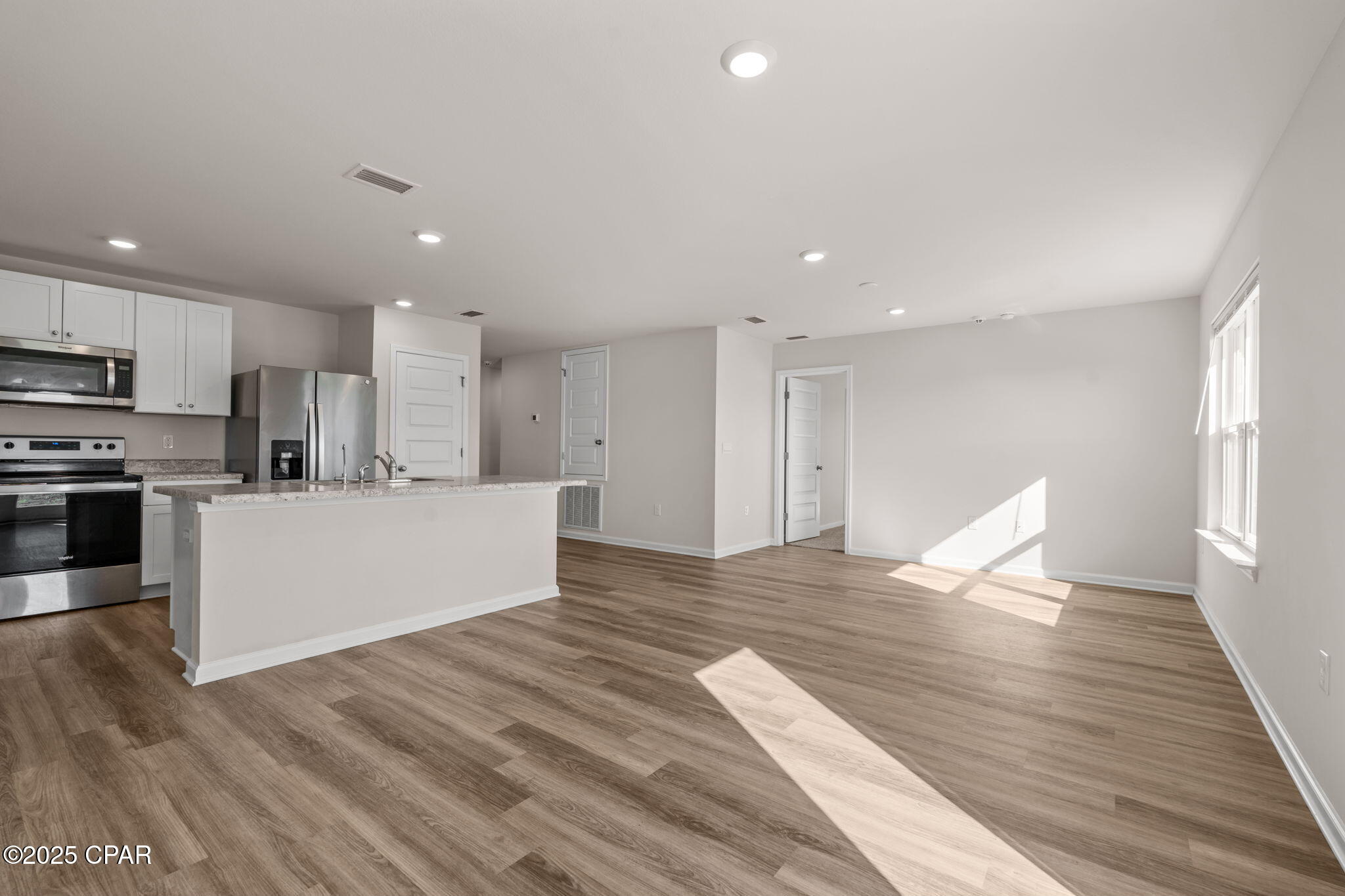 Akqryqf7xdceymzmsncowo1r Q5qehdfmw54yxkh8s8