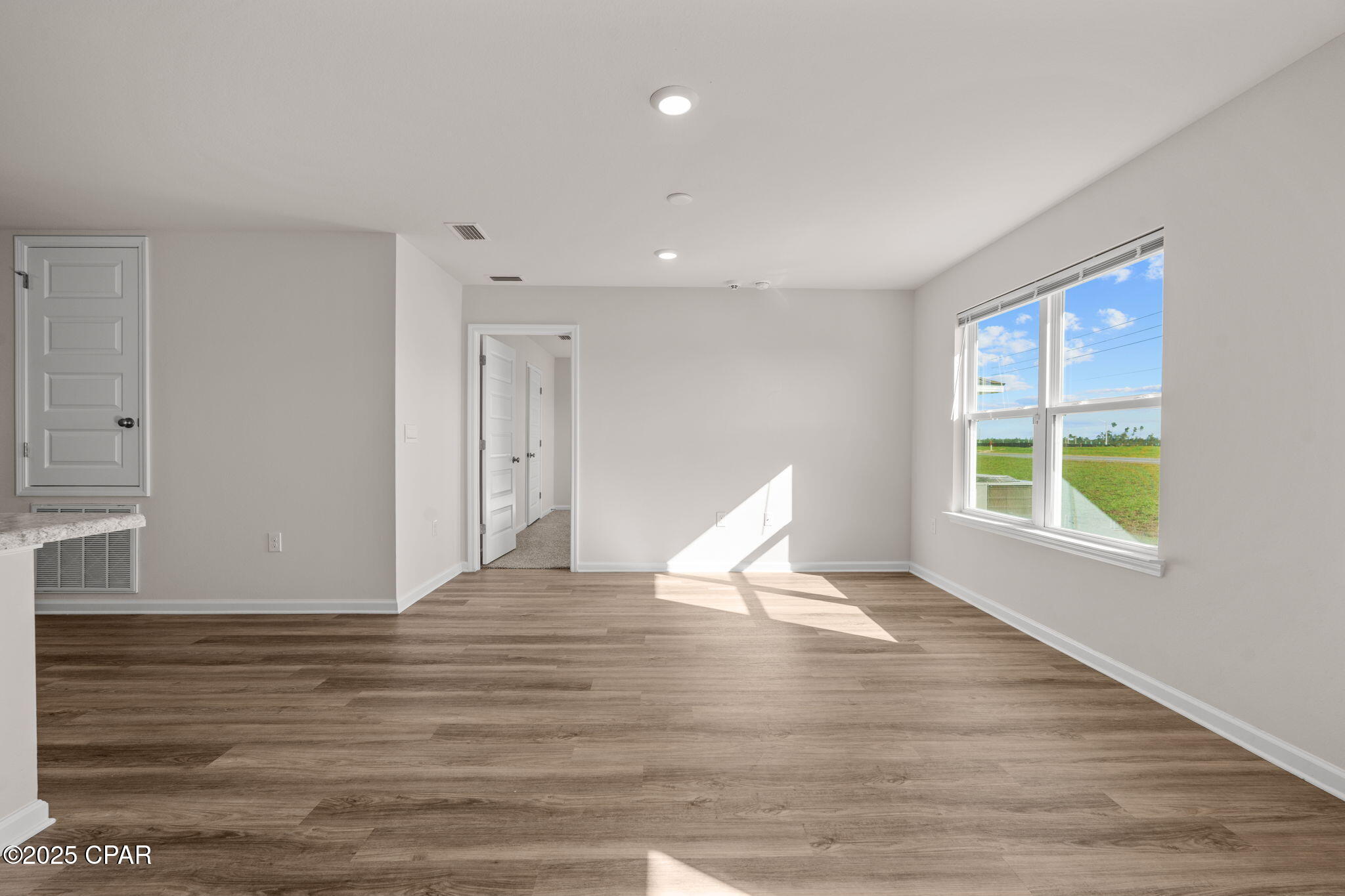 200dkh_qx0ndguio73cwhbuwe9yovr114zesdvyos7y