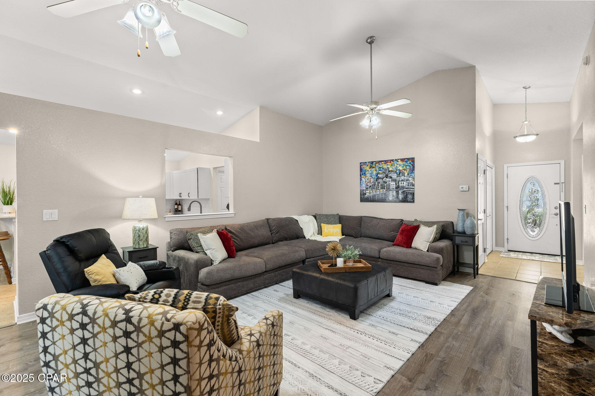 Image 3 For 204 Windsor Way