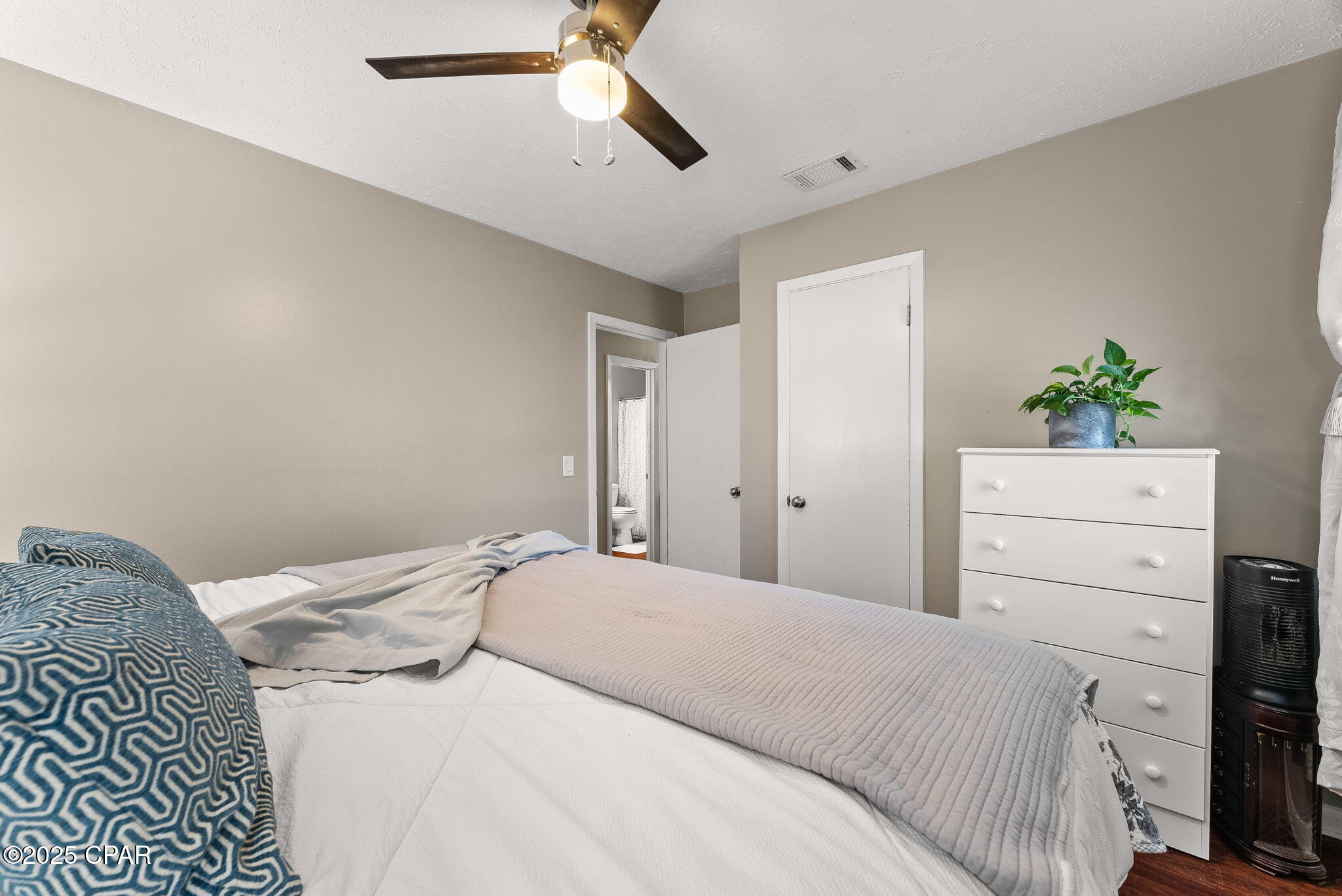 Cvwkojqsiizhf Ertjdjyxrrrw4bb2rcgpzly0esd10