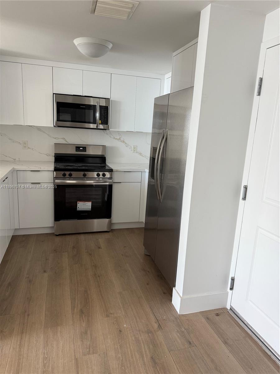 Property photo # 6