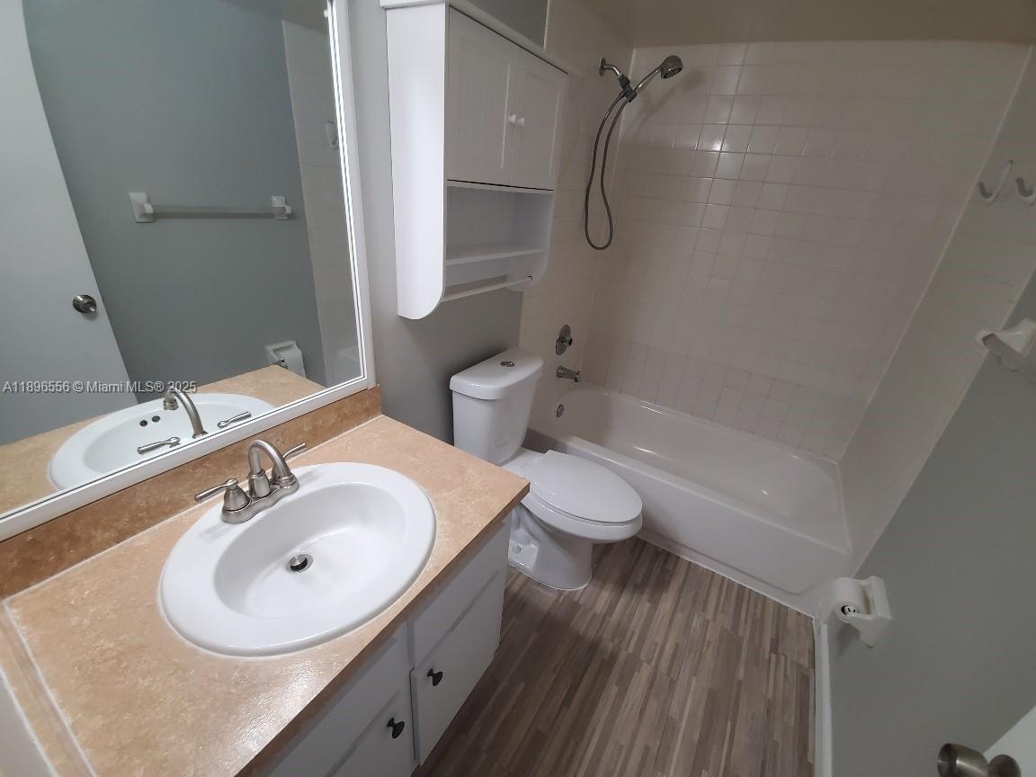 Property photo # 2