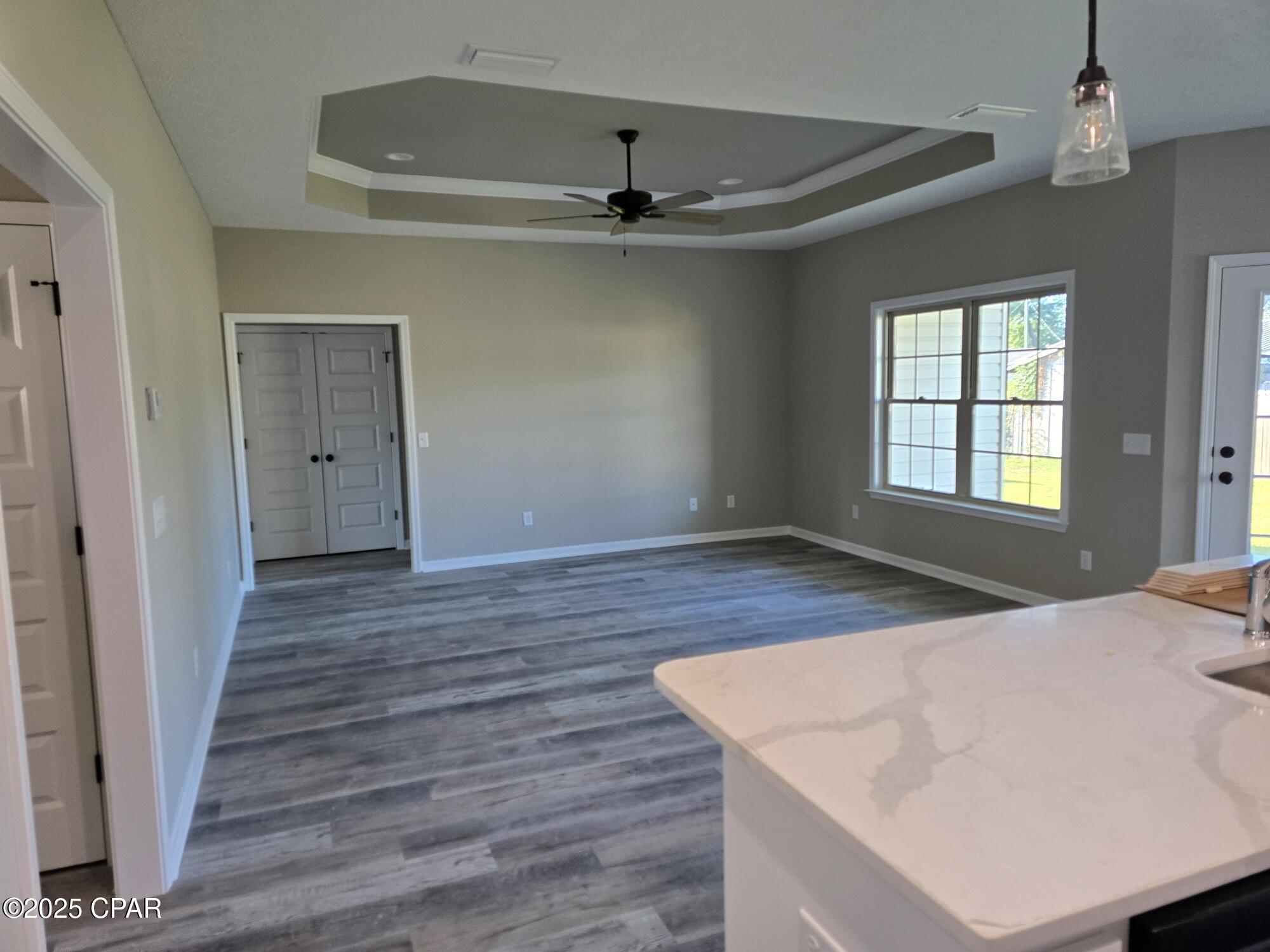 Eqybsq2b7ujqqpzcfsrg00n8c3w9gqia2gjwgqt_vt0