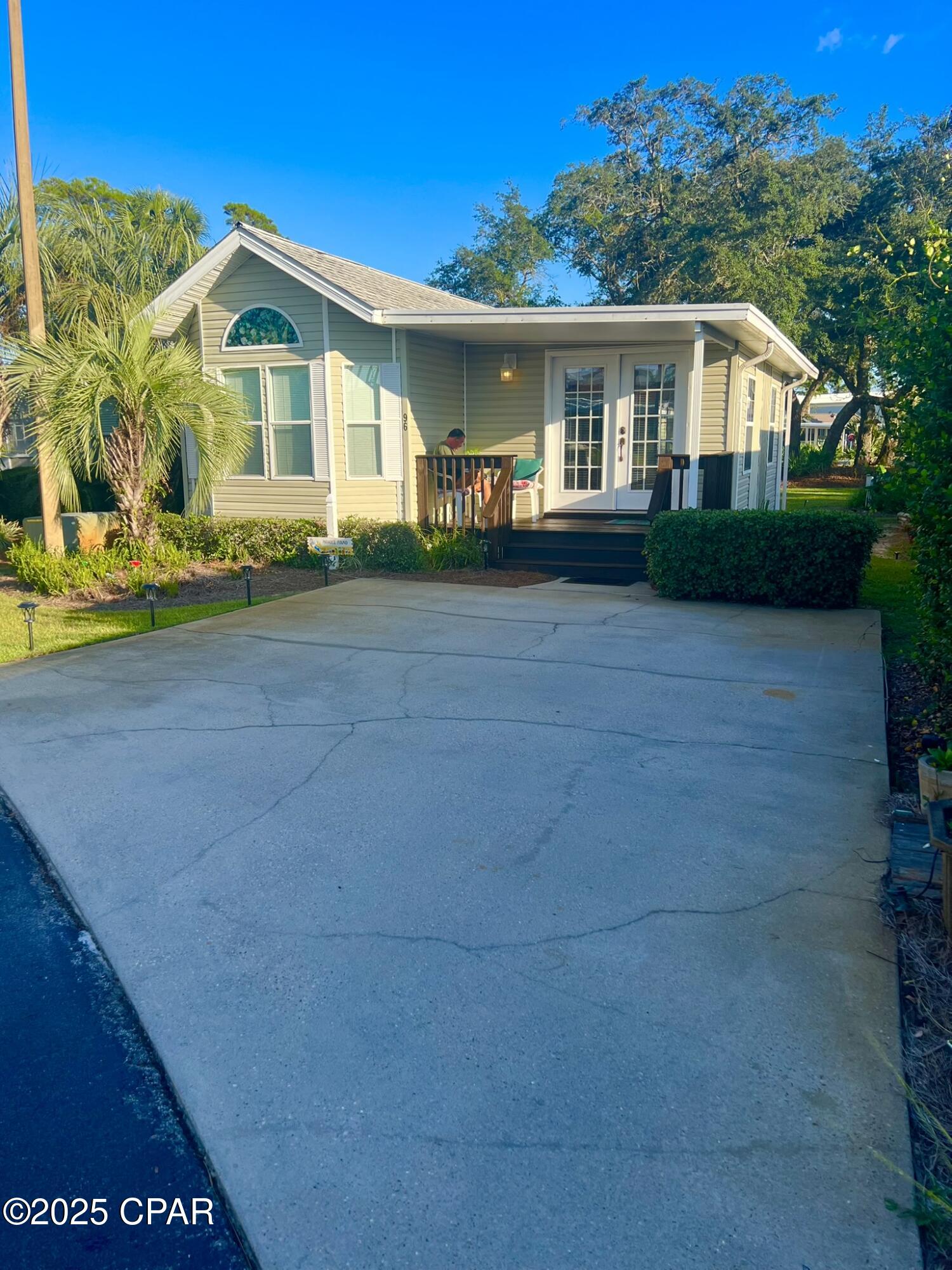 1219 Thomas Drive 96