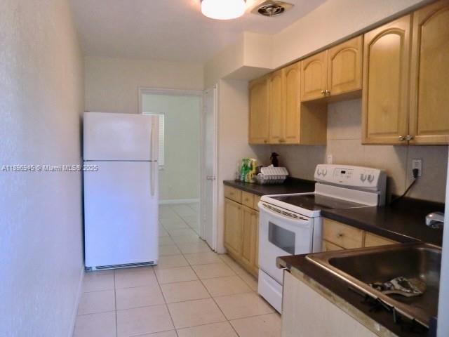 Property photo # 6