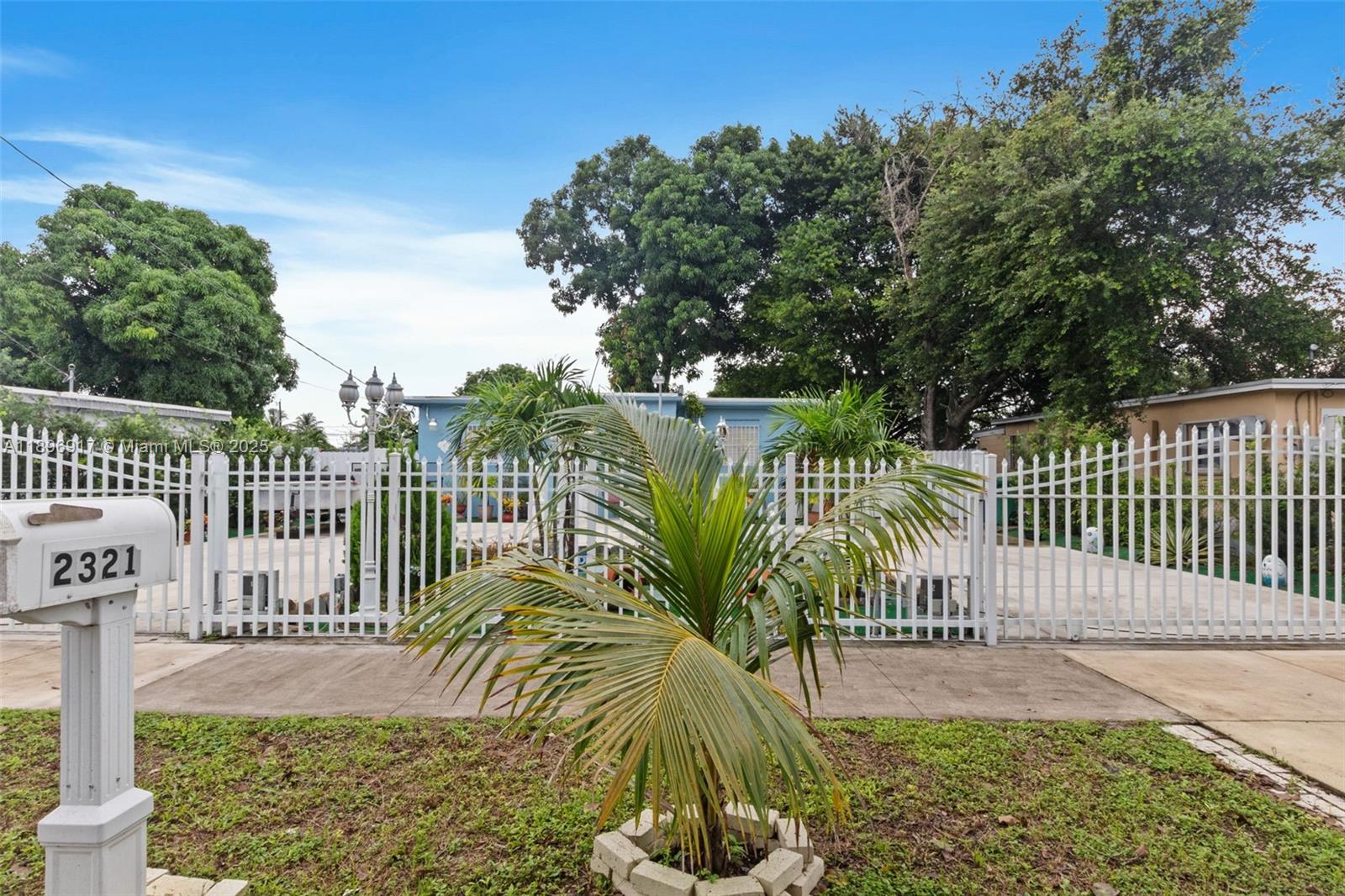 2321 153rd St, Miami Gardens, Florida 33054