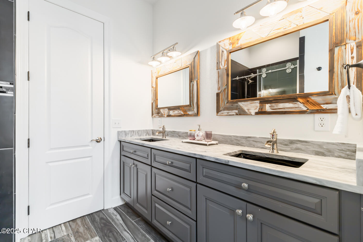 Ajjqrtzashyf7pmejbisfloii6lajk1 1c19h6ieo4a