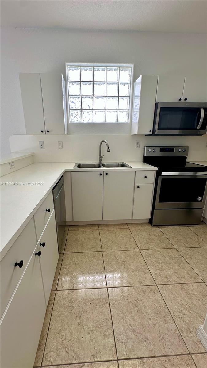 Property photo # 4