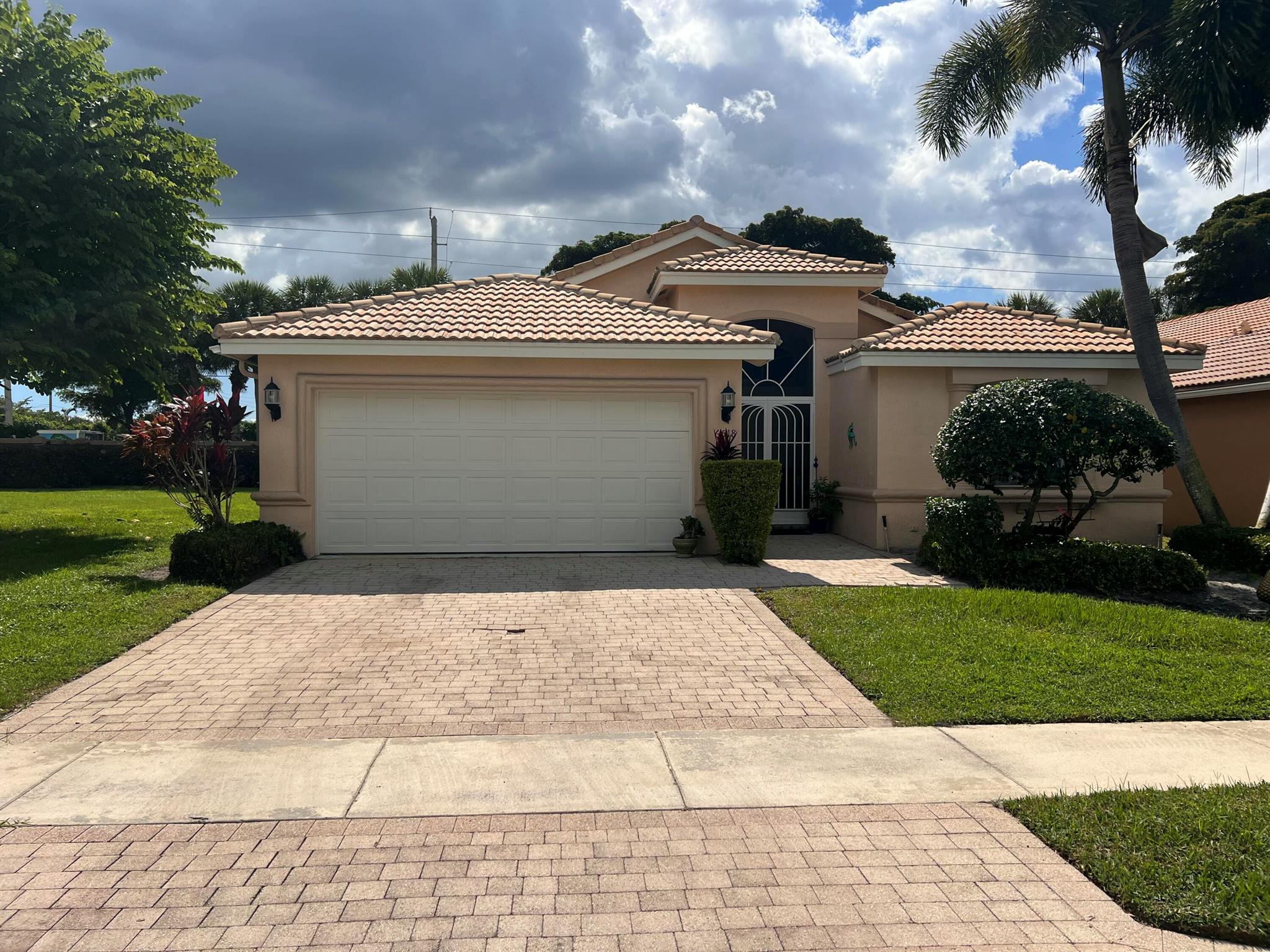 6518 Via Trento, Delray Beach, Florida 33446