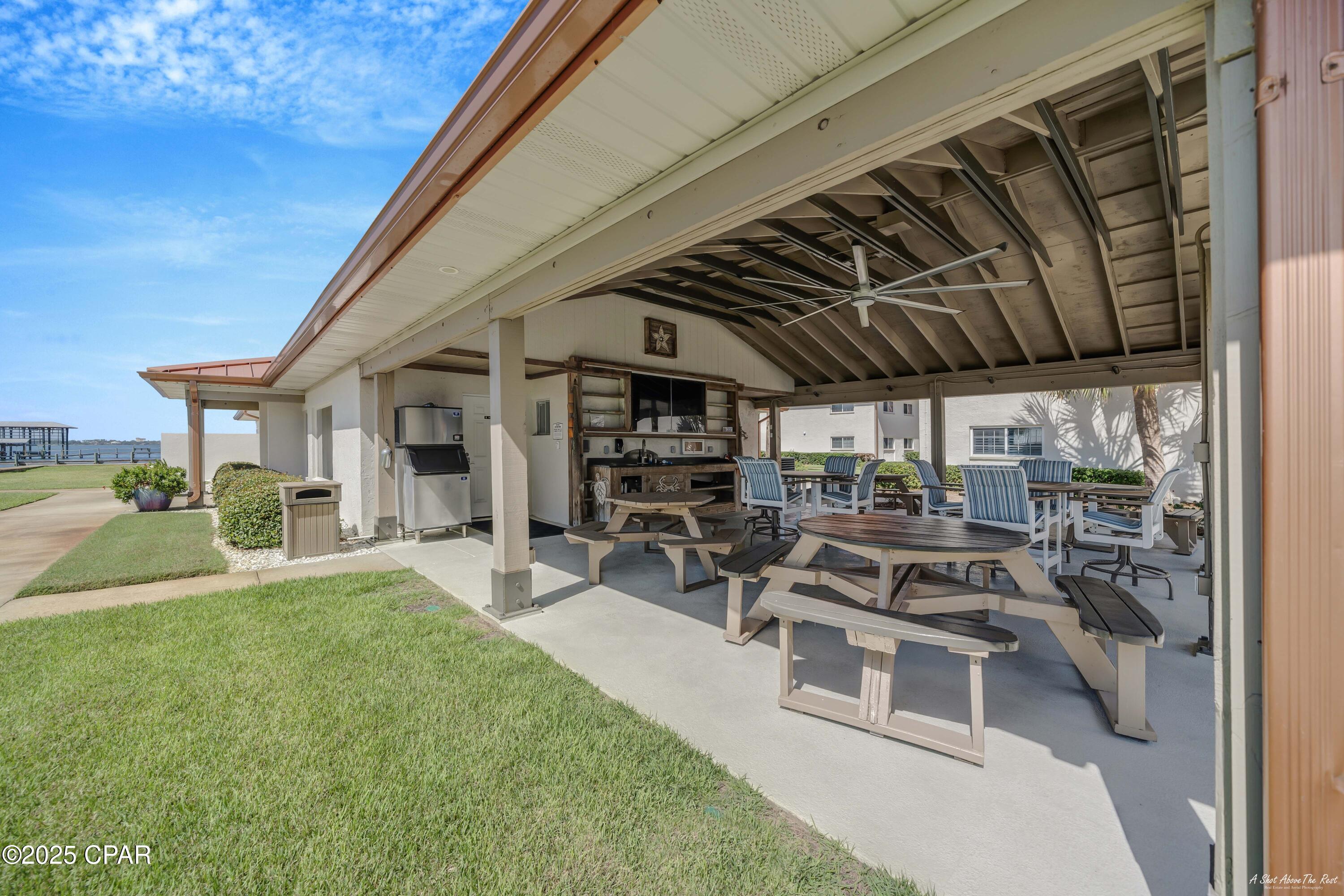 Jp4pt0xo_kzwp3zcxr_g246cwymrz12aoyjunmki0y4