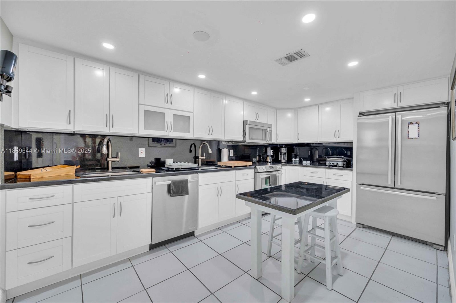 Property photo # 4