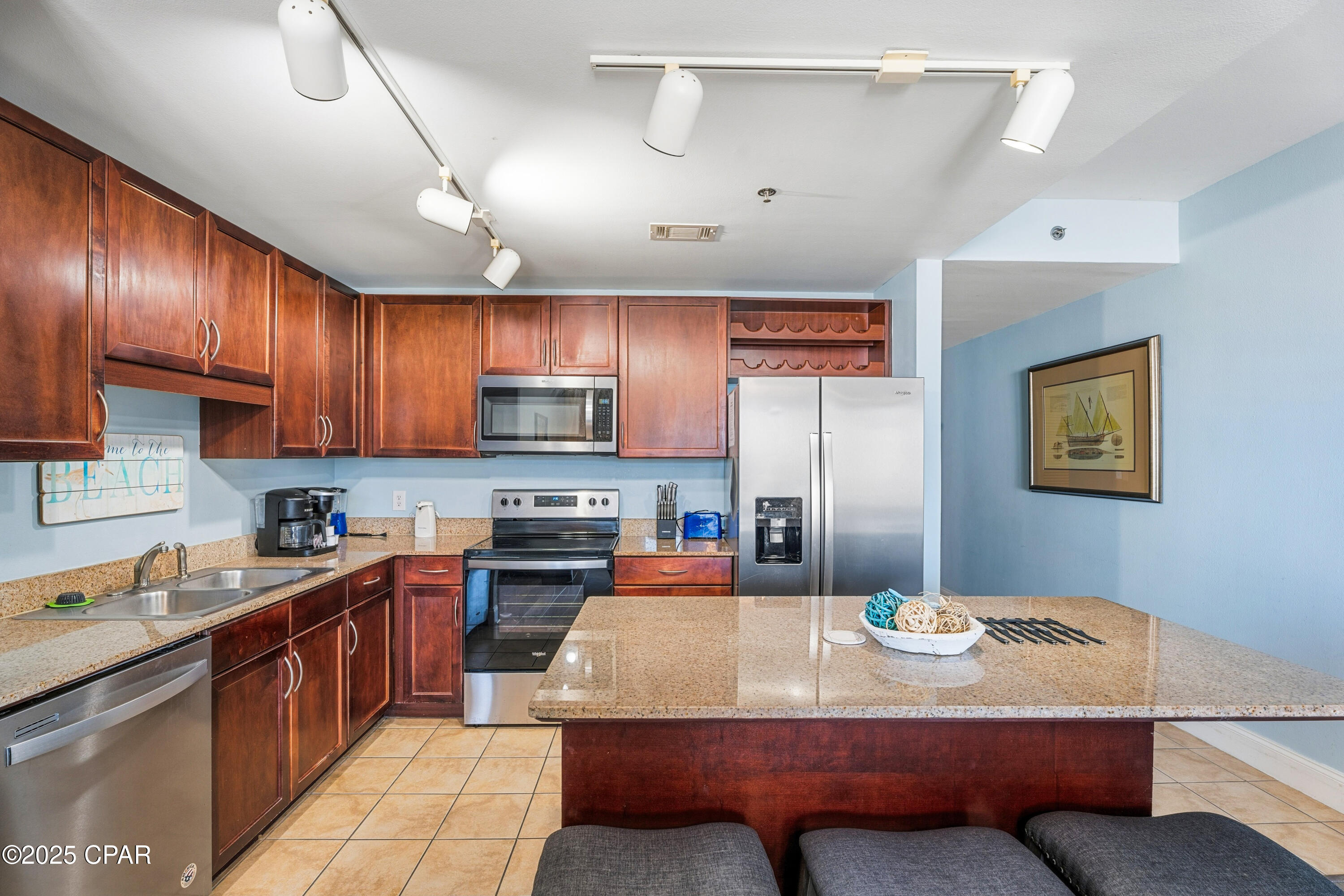 Image 8 For 9860 Thomas Drive 622