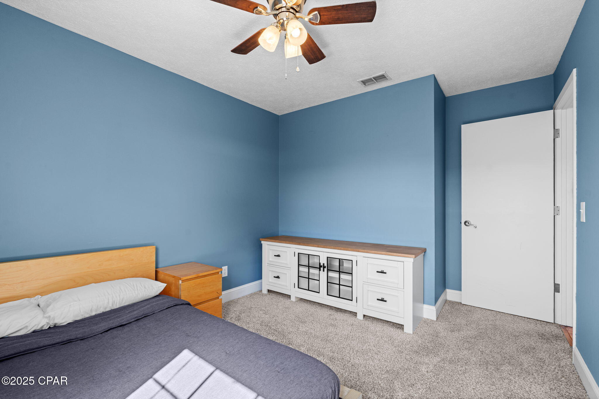 Bsvpmxqcuqnyvlqvtpeogpkf2fbeaptqq007pzhc3hm