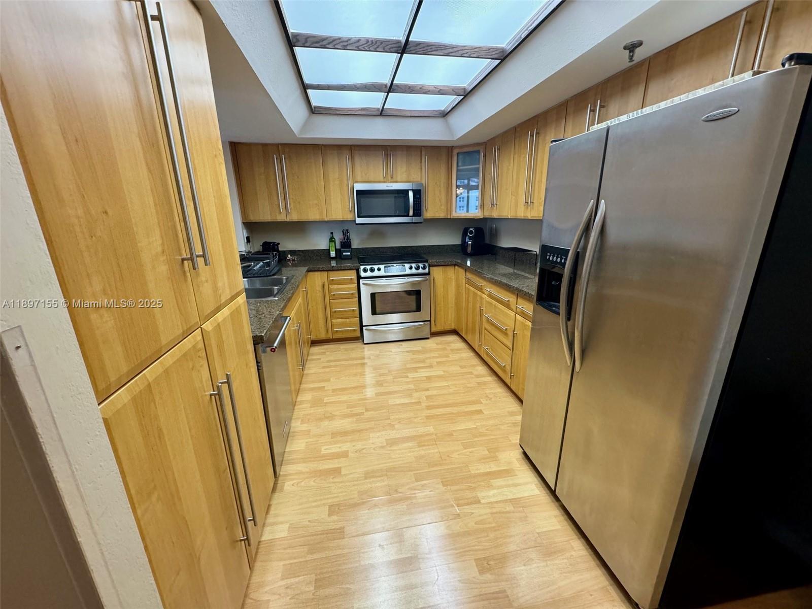 Property photo # 4