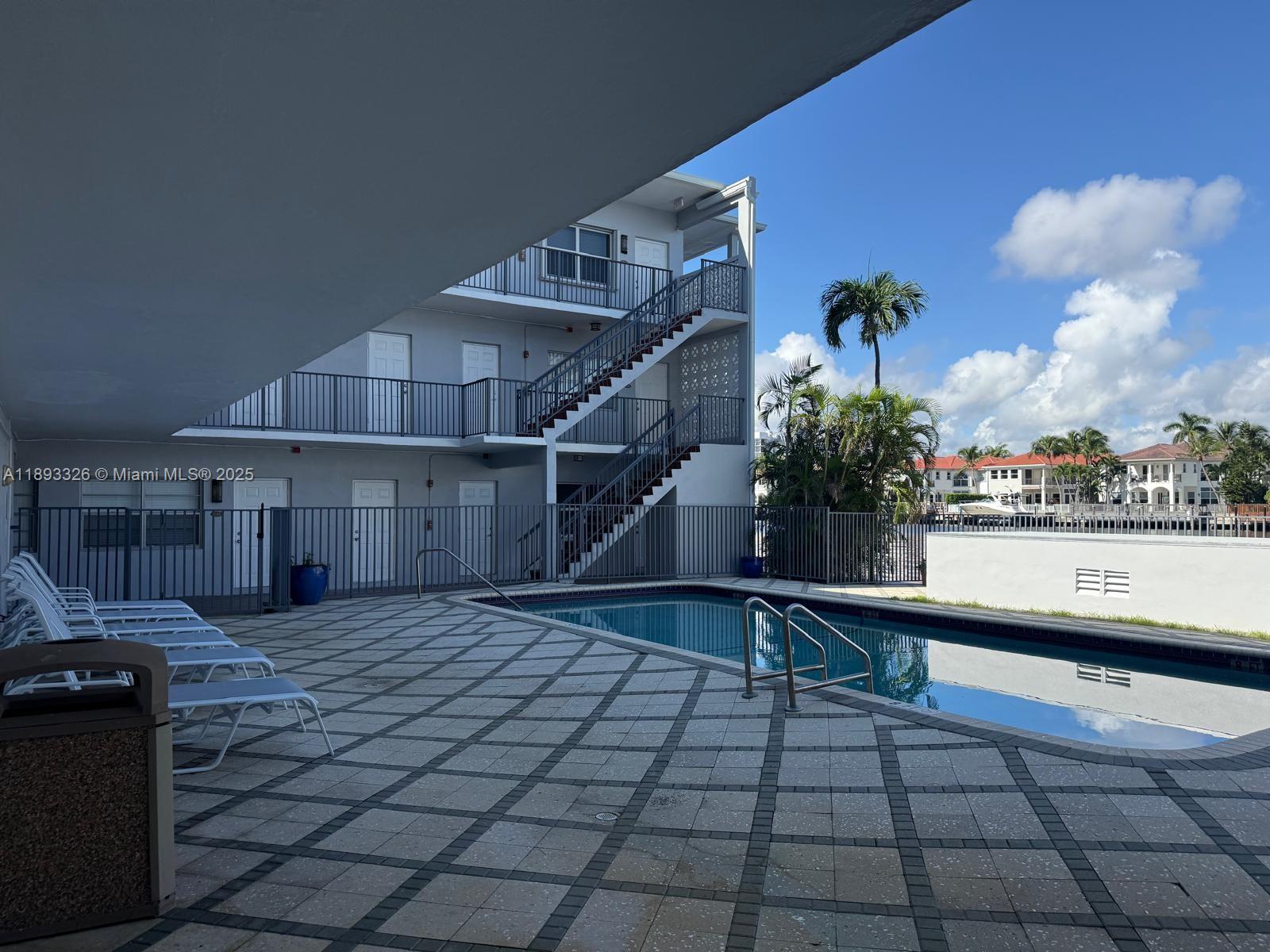 Property photo # 9