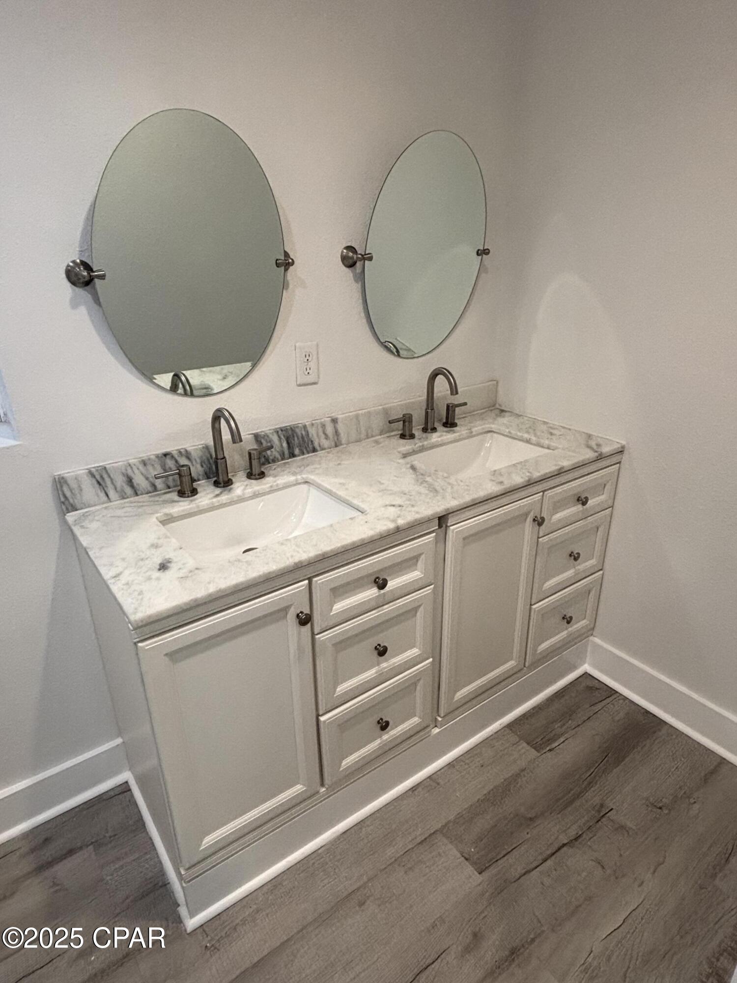 Rxag3deauupovlovqdekicsnrgl0q3ie03e1cqaksmc