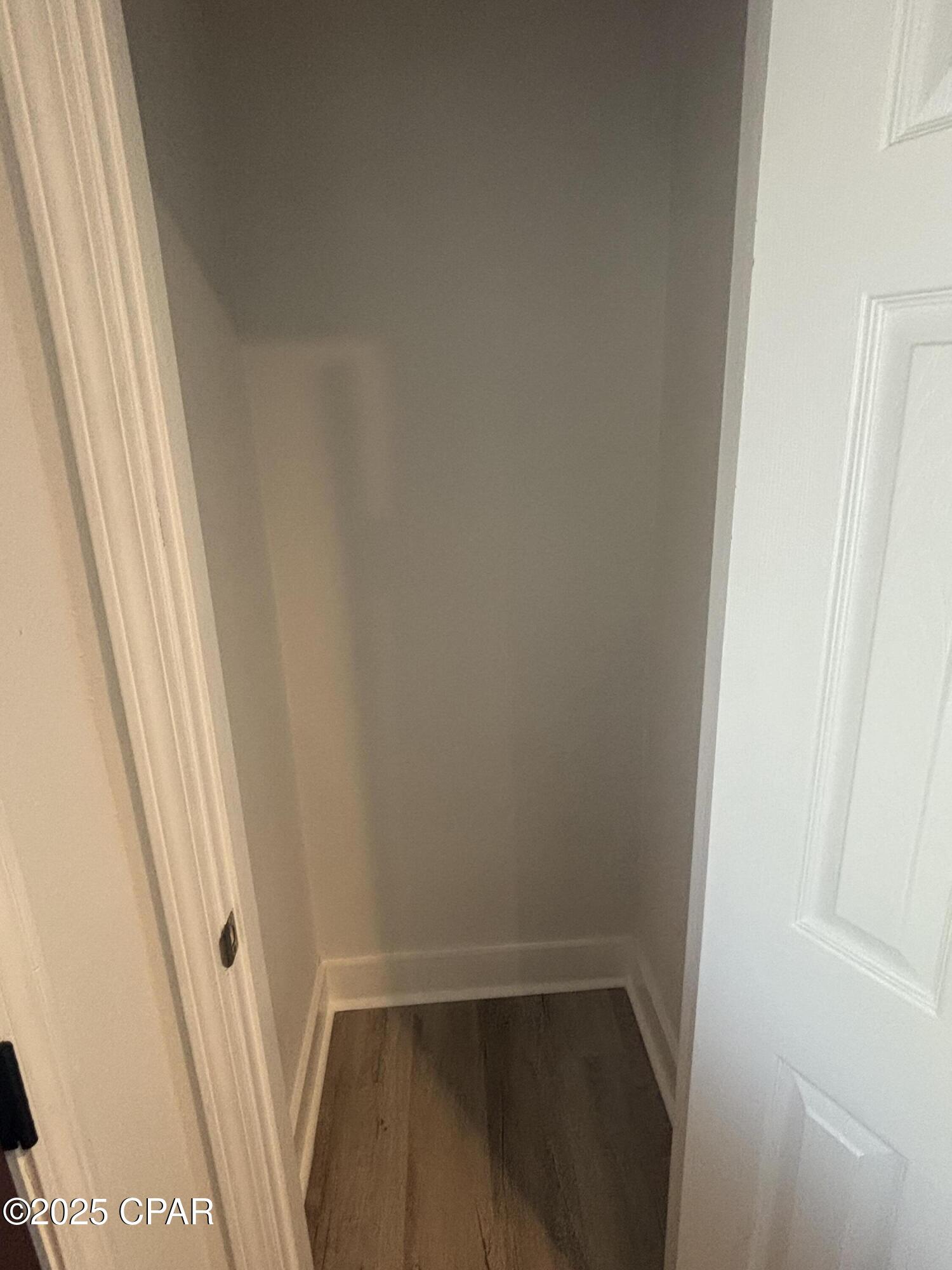 J Gsmloyq2t18y3wkhzytmjgzzxr5y91iylhkomphry