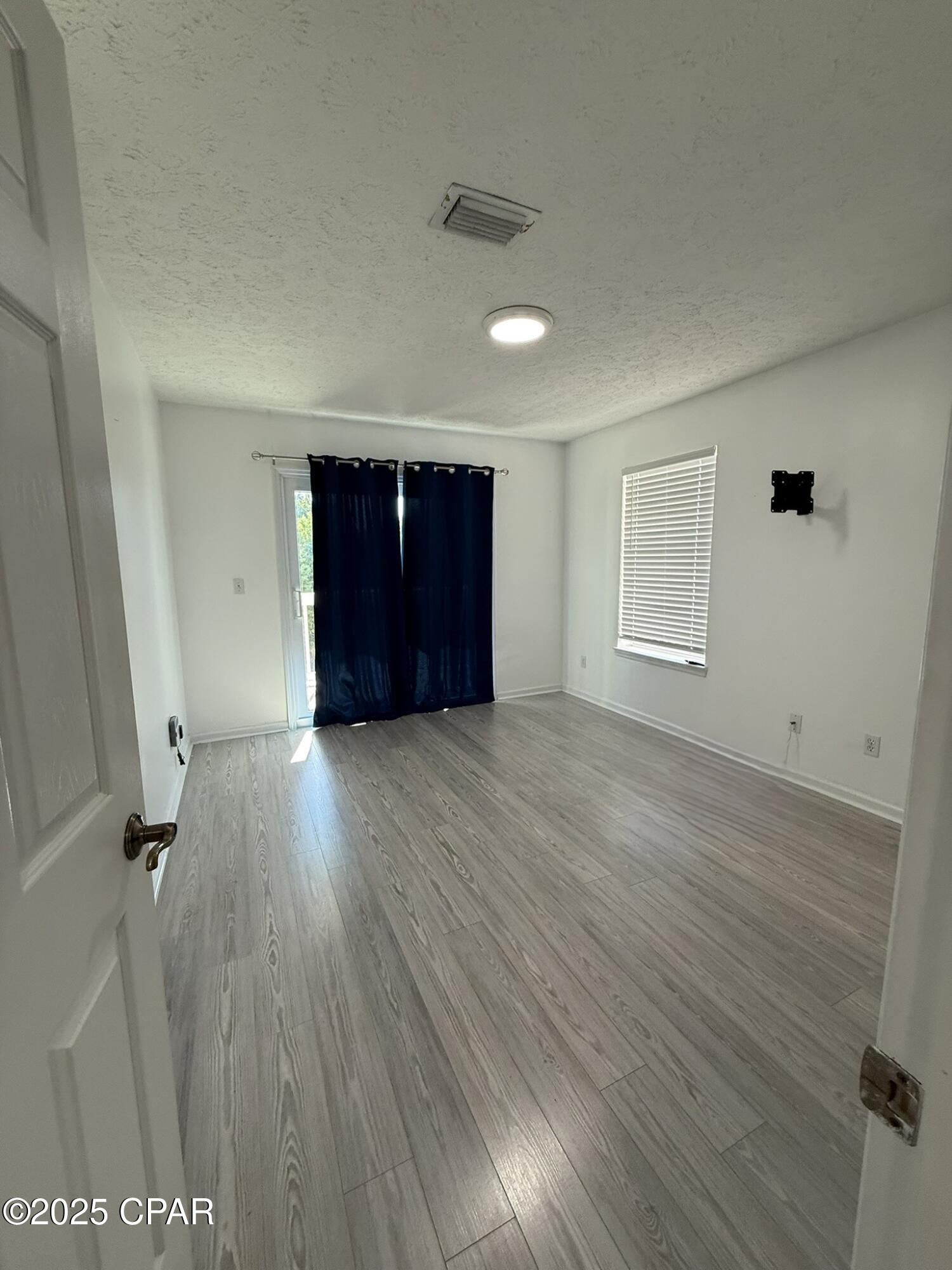 Image 11 For 17690 Front Beach Road C207