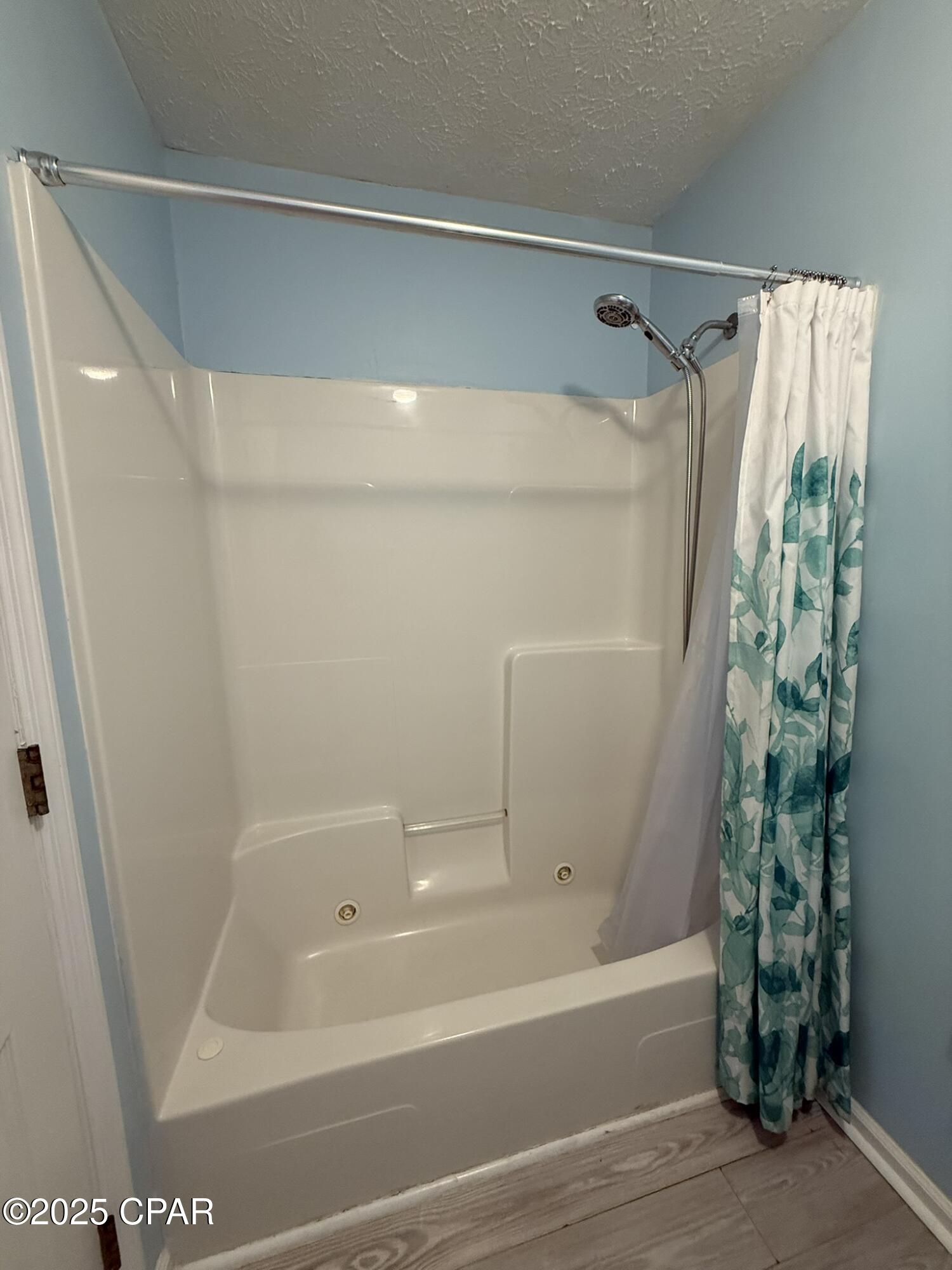 Image 16 For 17690 Front Beach Road C207