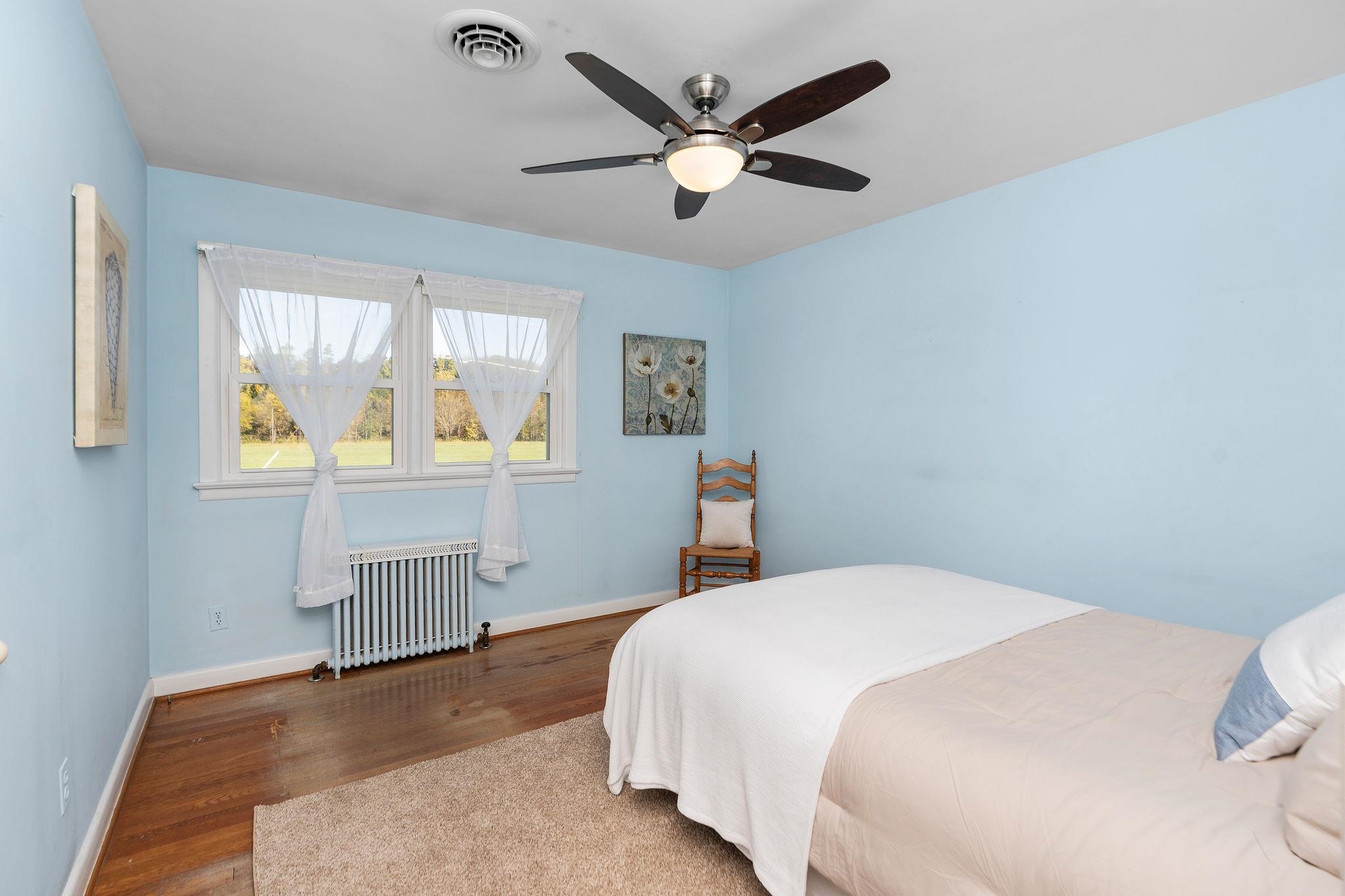 3219 Churchville Ave