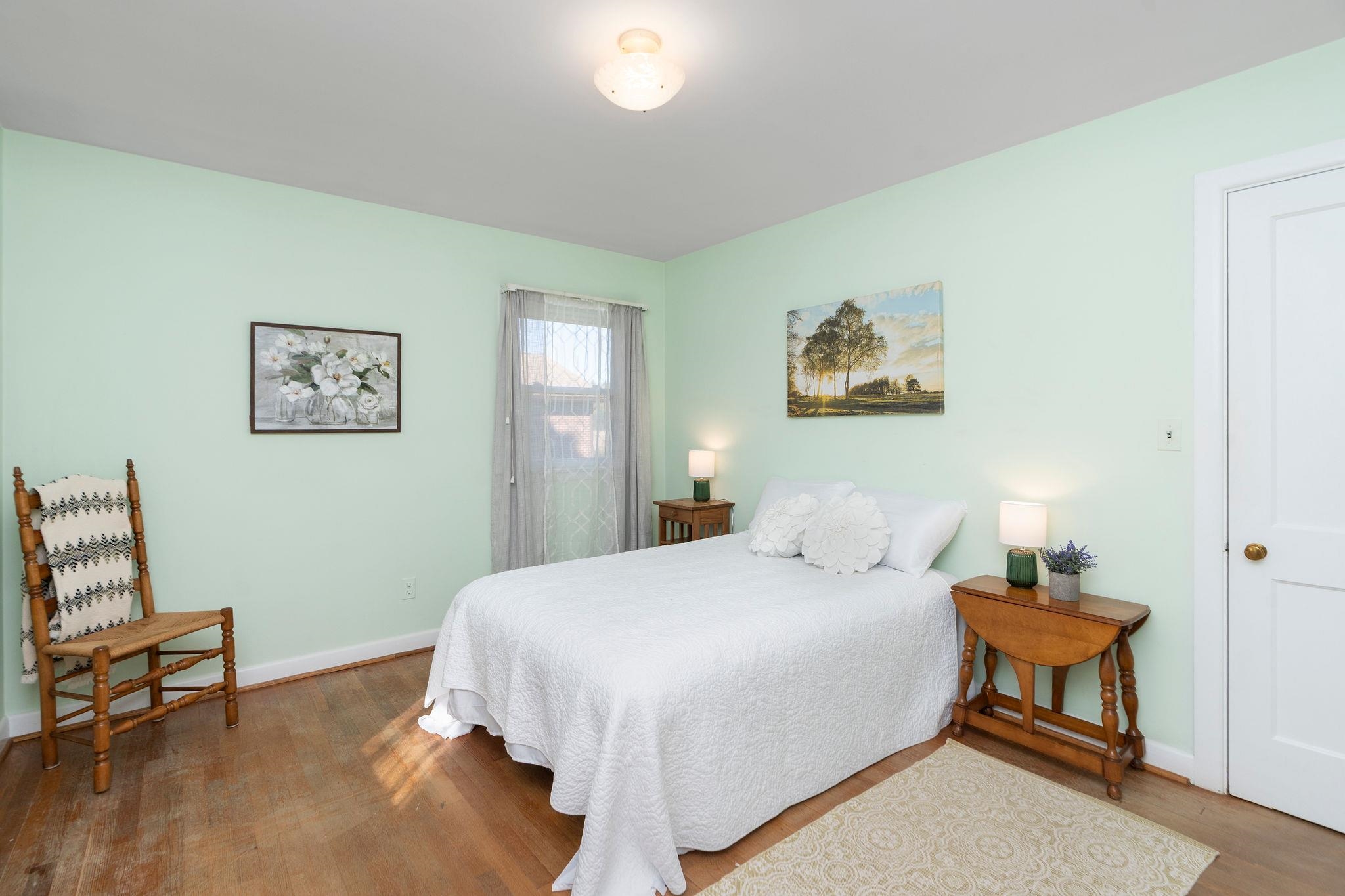 3219 Churchville Ave