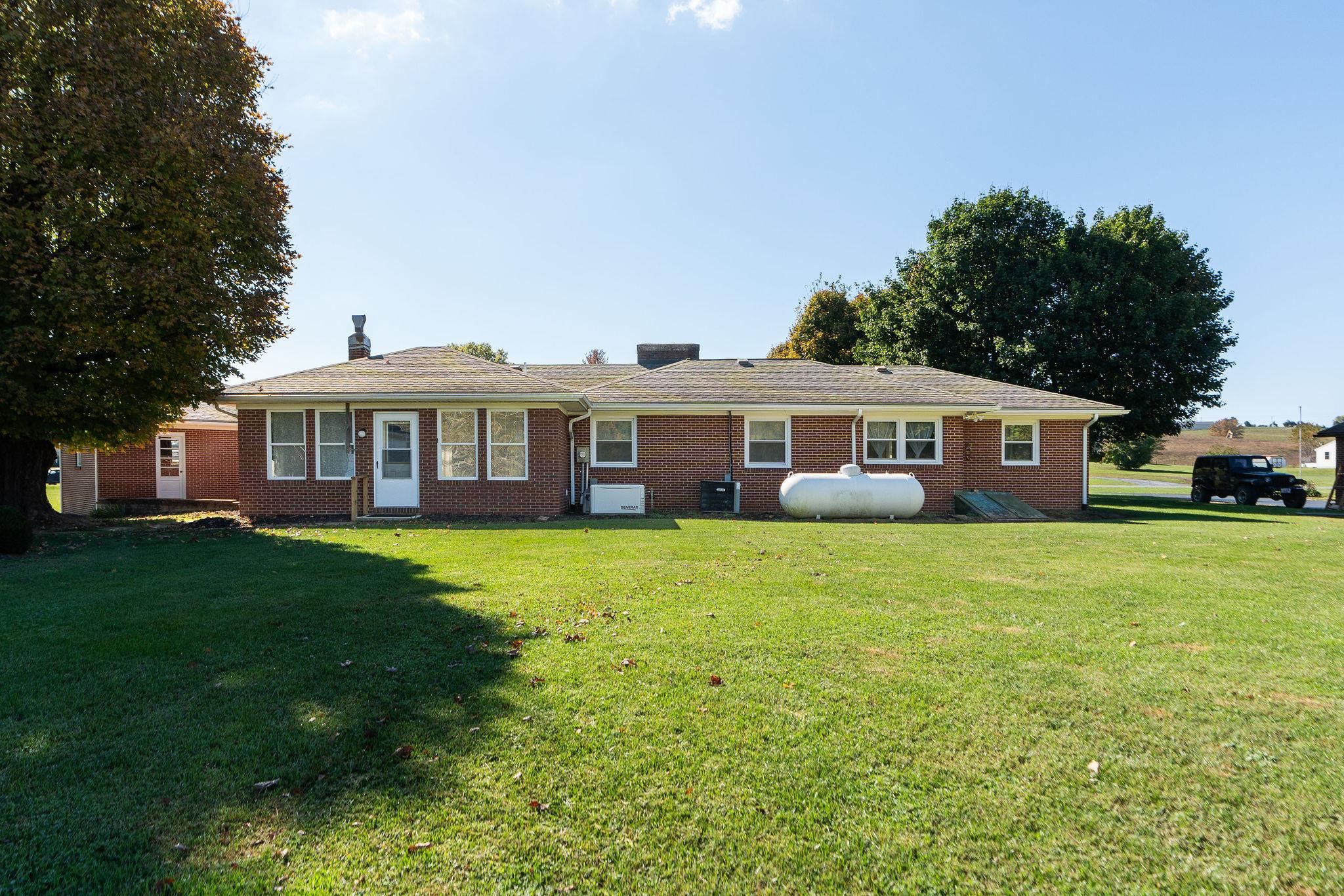 3219 Churchville Ave