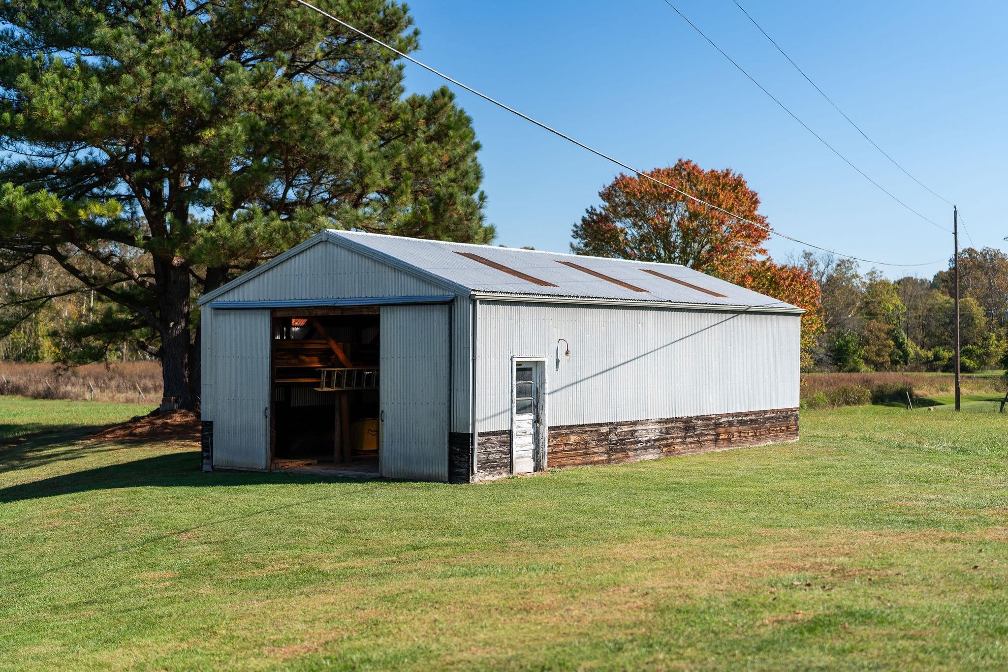 3219 Churchville Ave