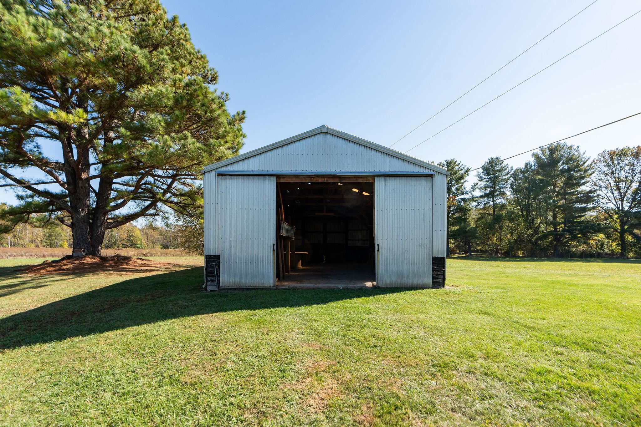 3219 Churchville Ave