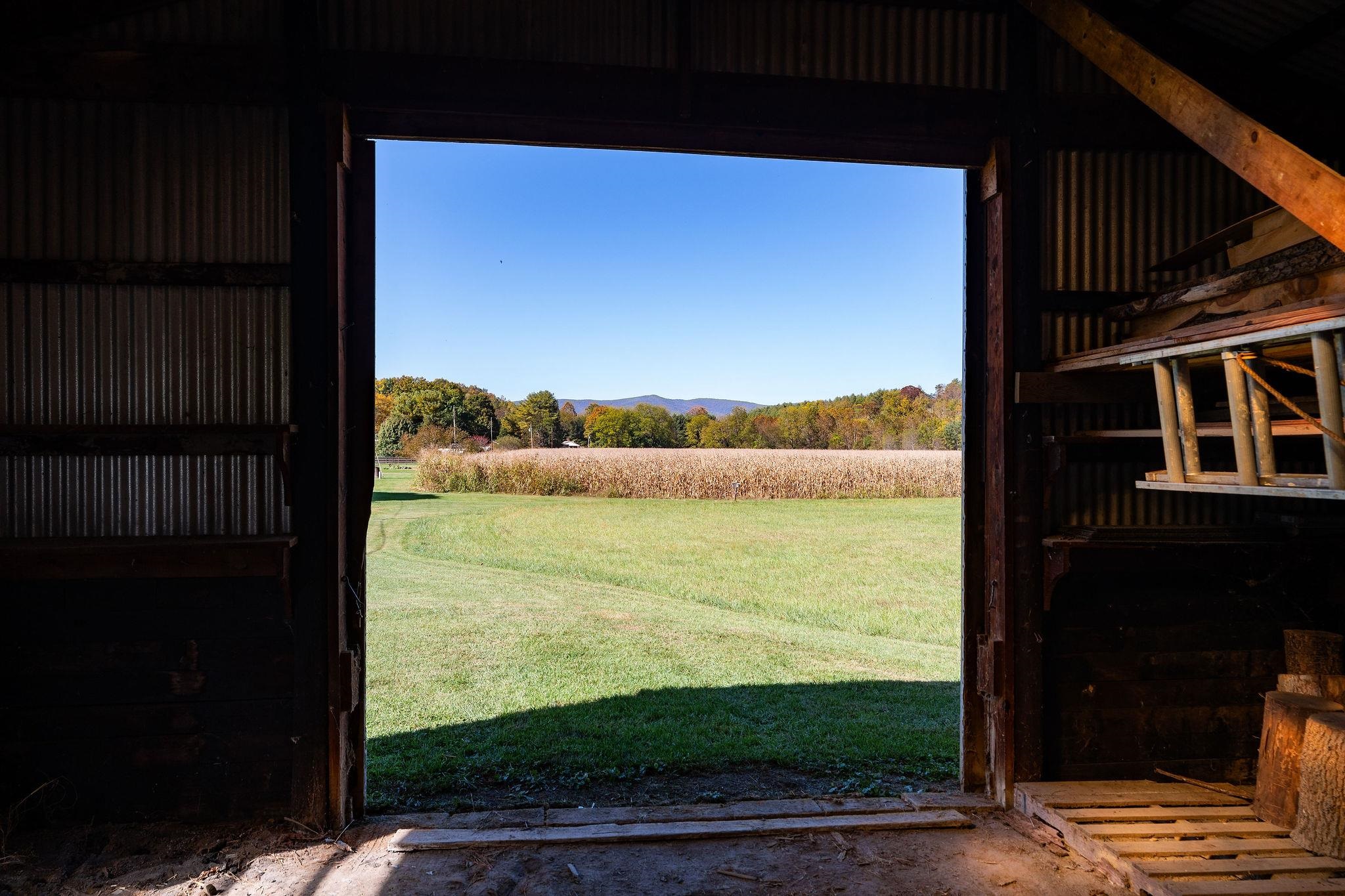 3219 Churchville Ave