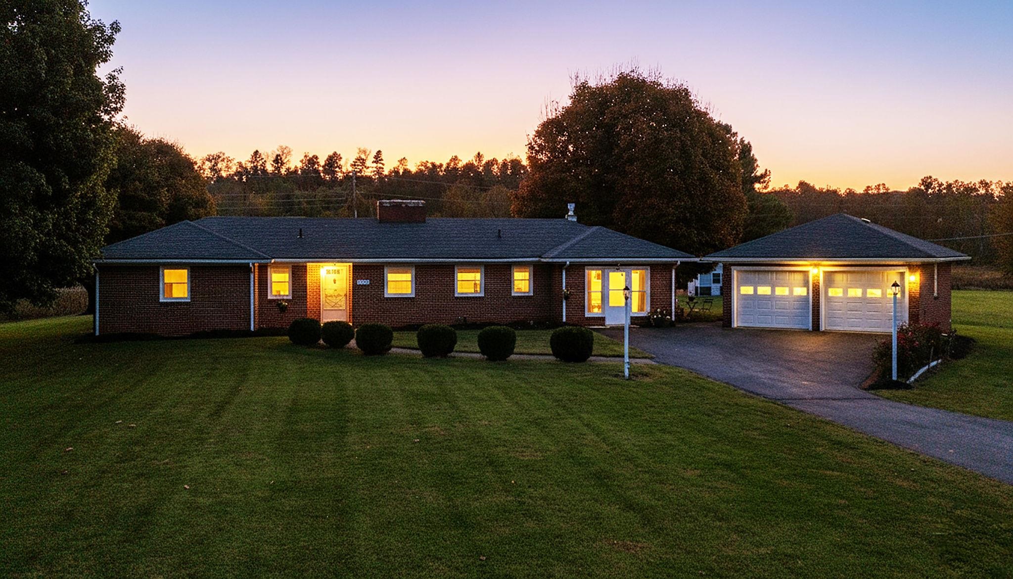 3219 Churchville Ave