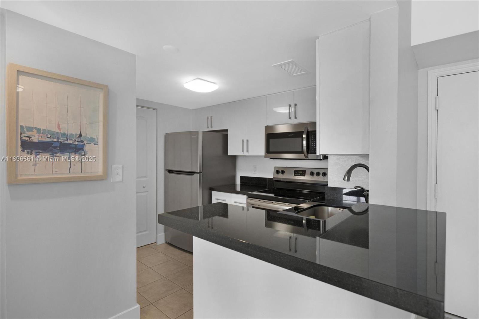 Property photo # 9