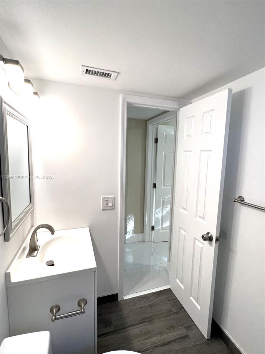 Property photo # 8