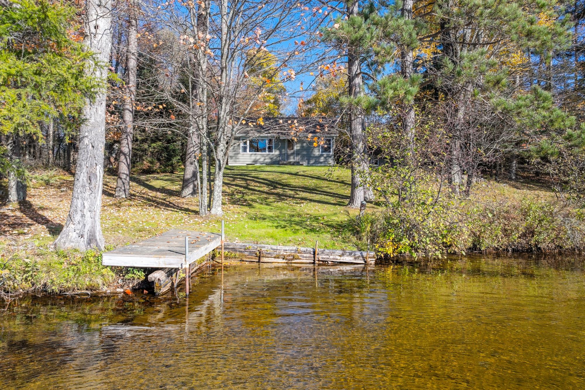 Waterfront Homes: Listing Report - Redman Realty Group