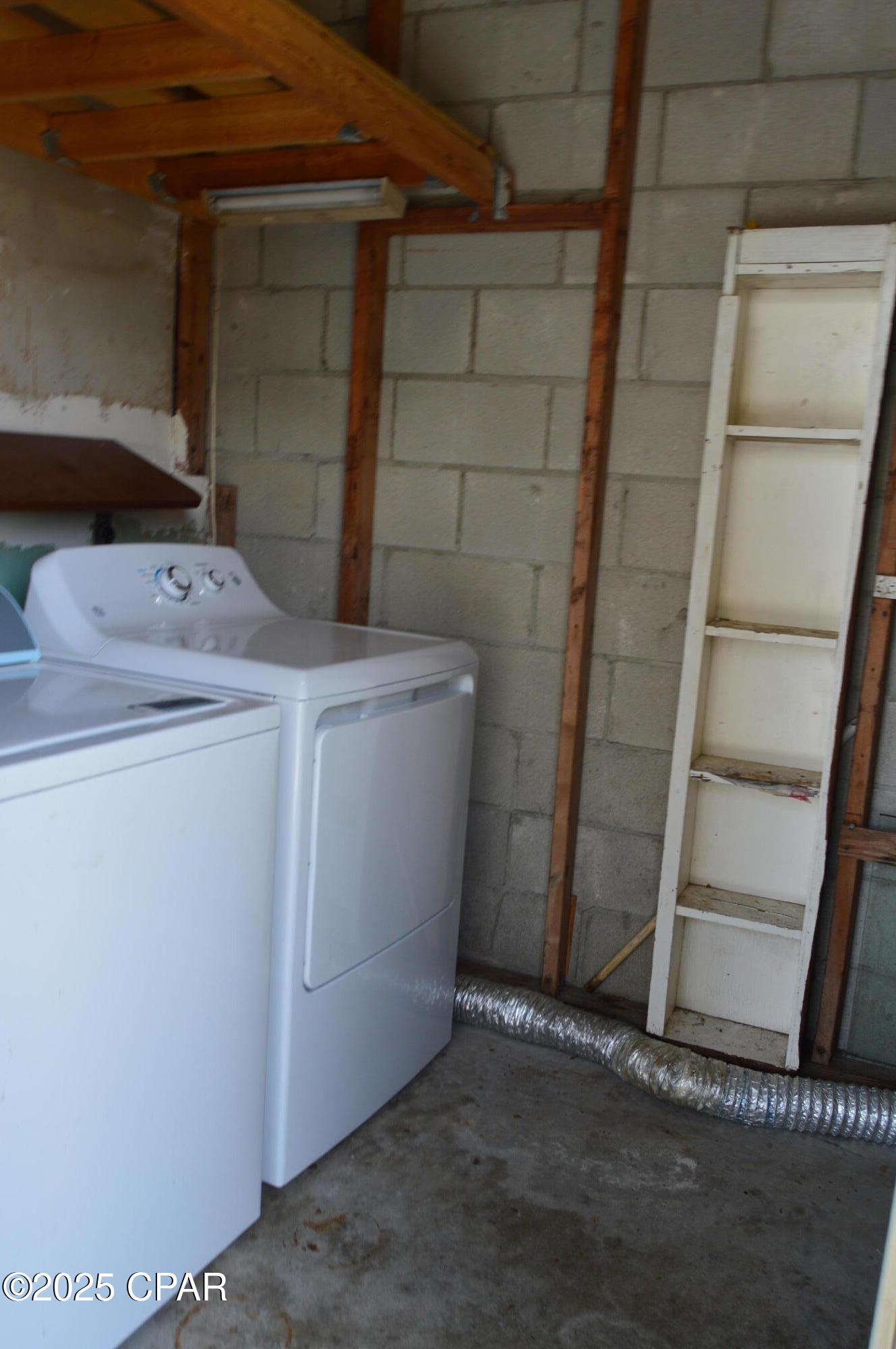 Image 19 For 533 Berthe Avenue