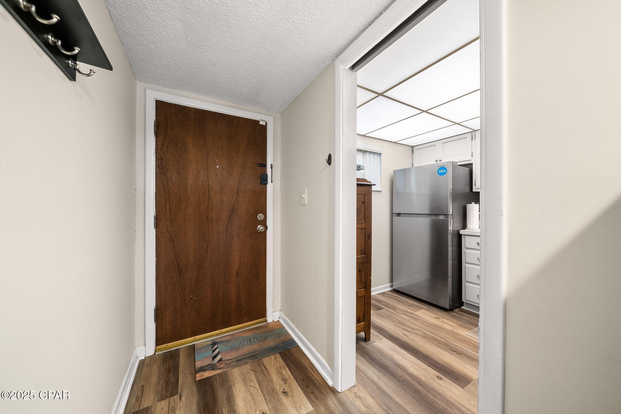 Ohzzbdvn9oyyjefef8qwsqybqt6w9fsmxqdfxw 8g K