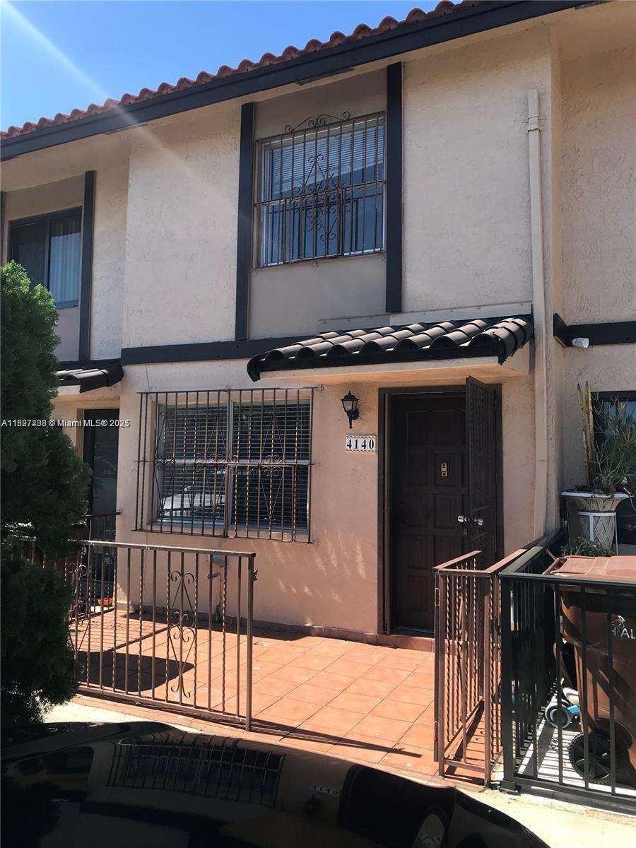 Property photo # 0