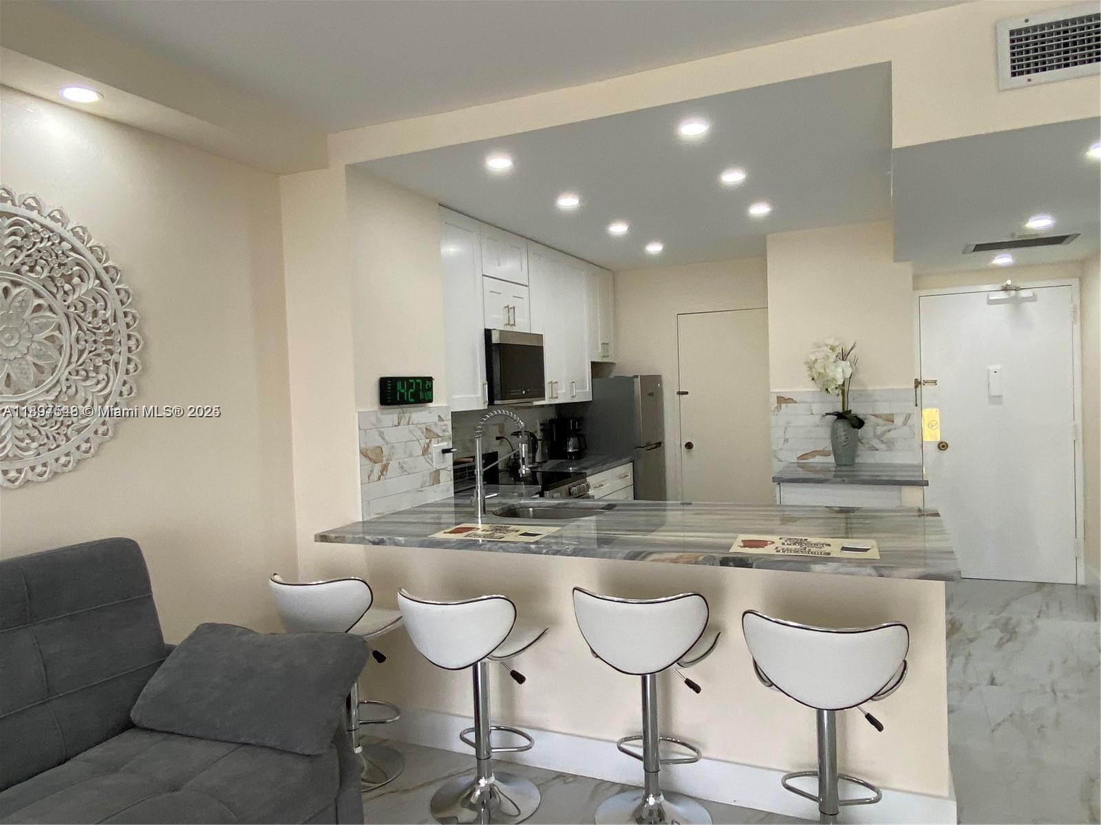 Property photo # 7